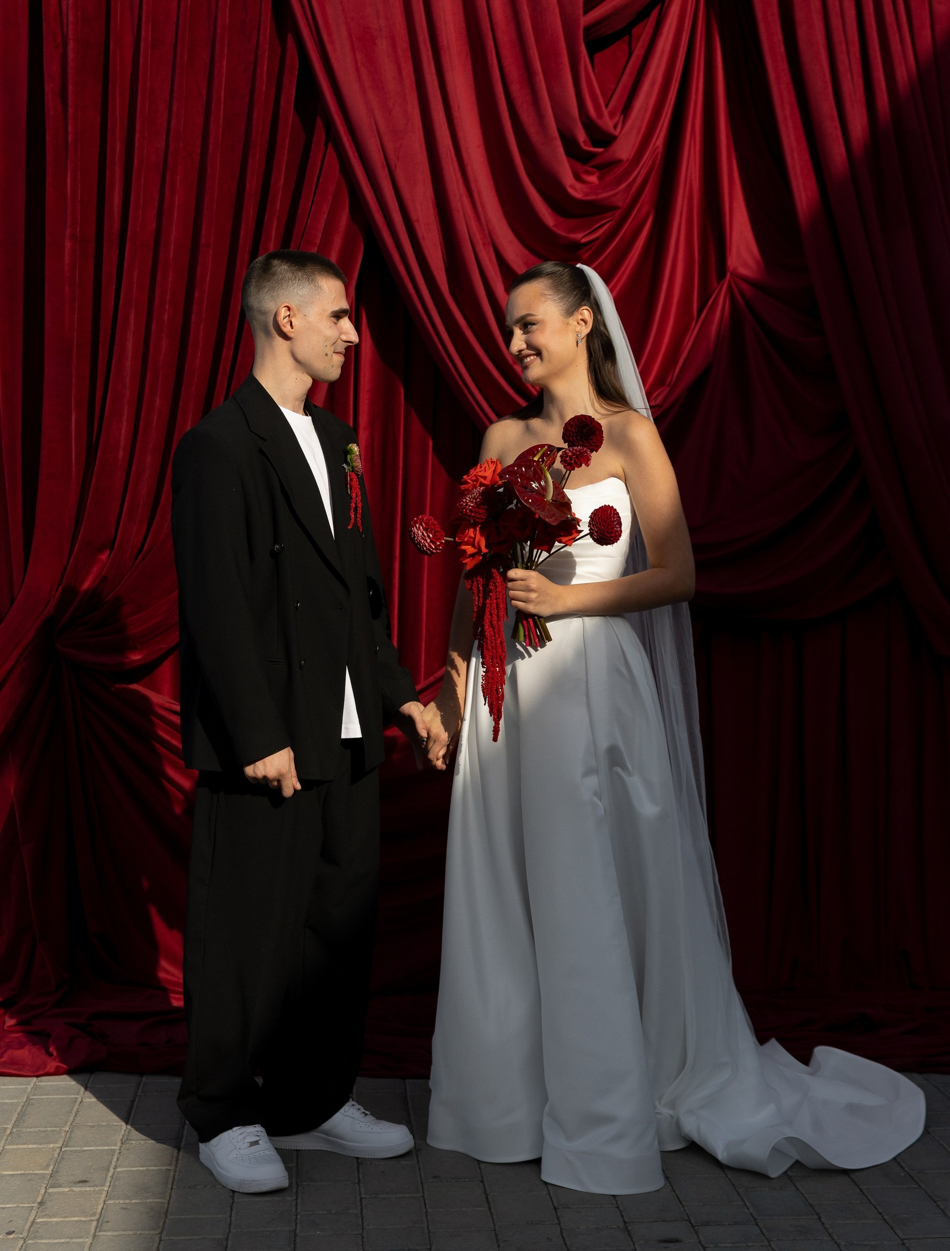 29|08|25. On Emotions агентство