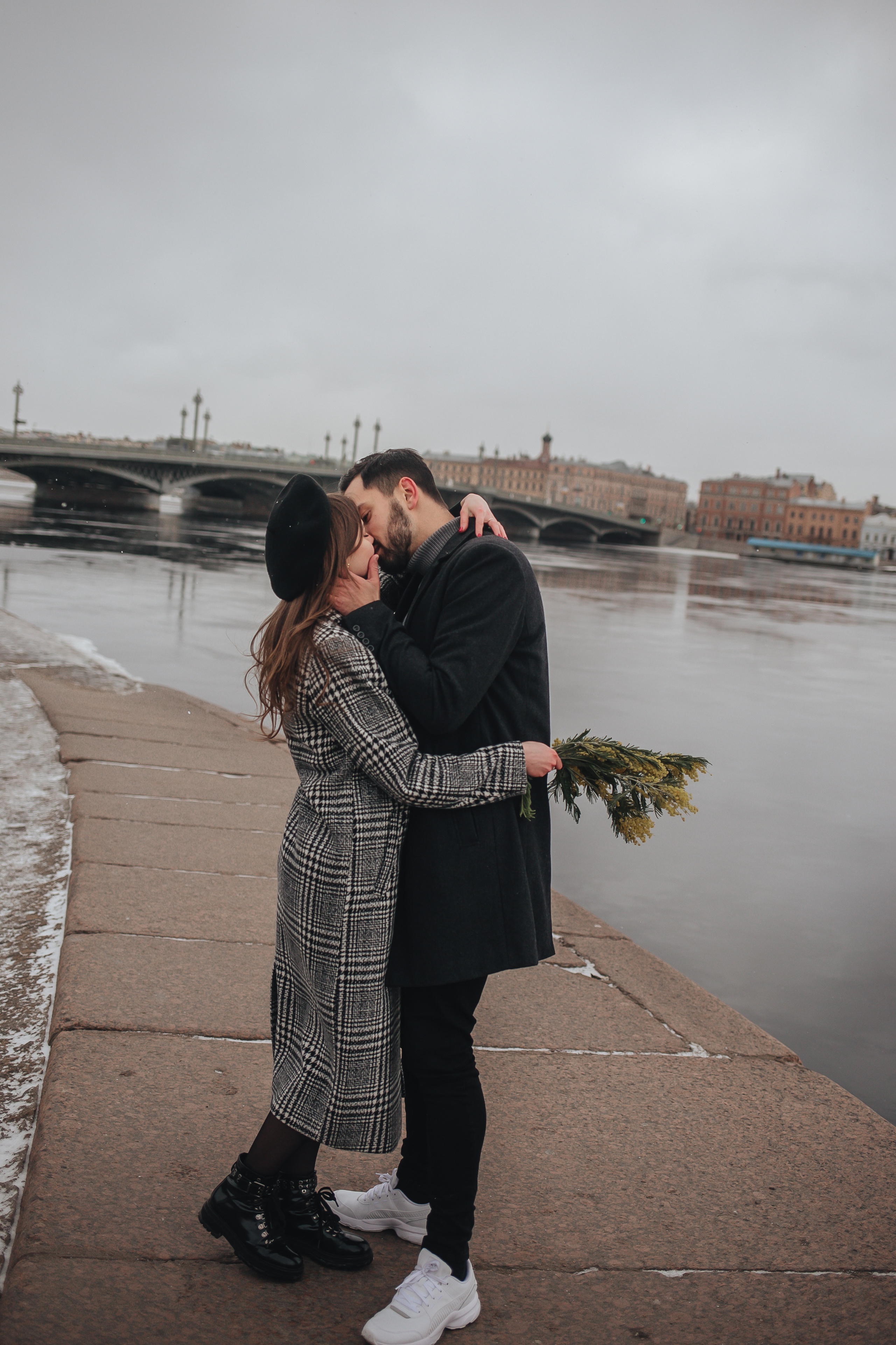 Весна в городе…. Главная