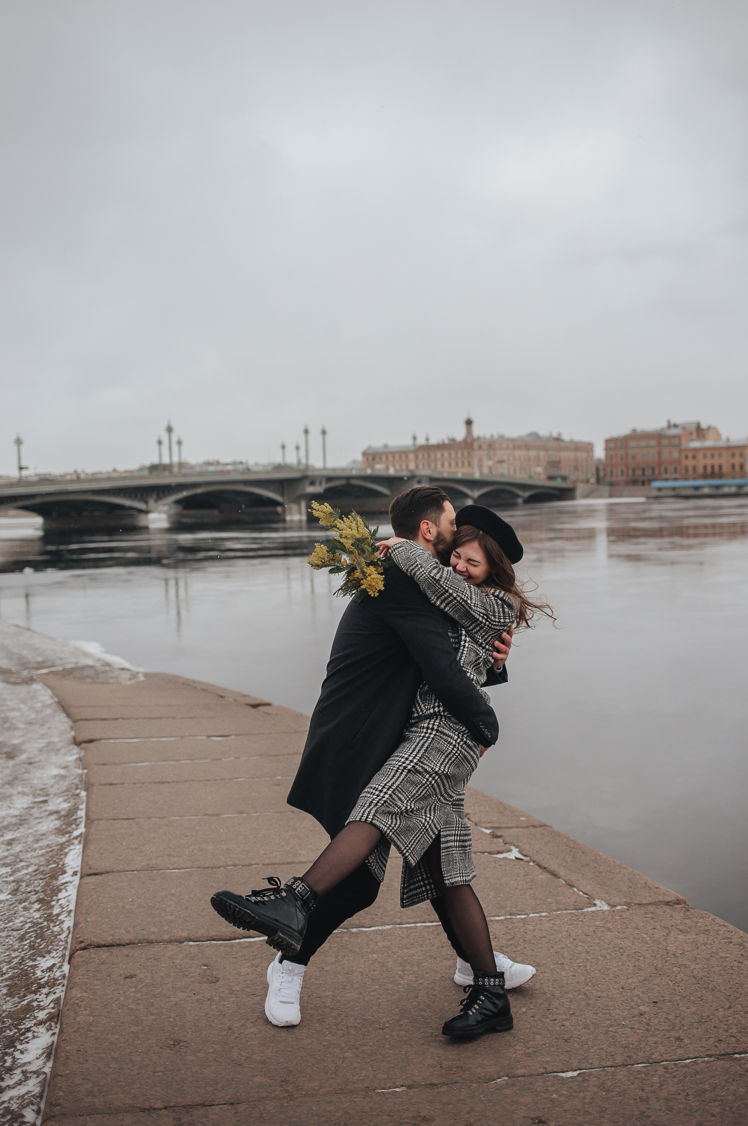 Весна в городе…. Главная