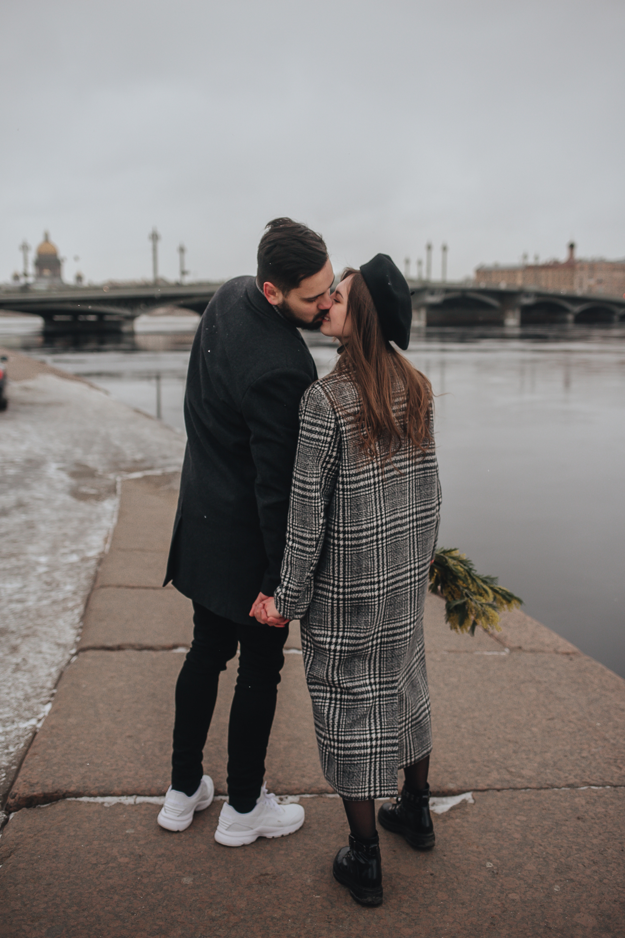 Весна в городе…. Главная