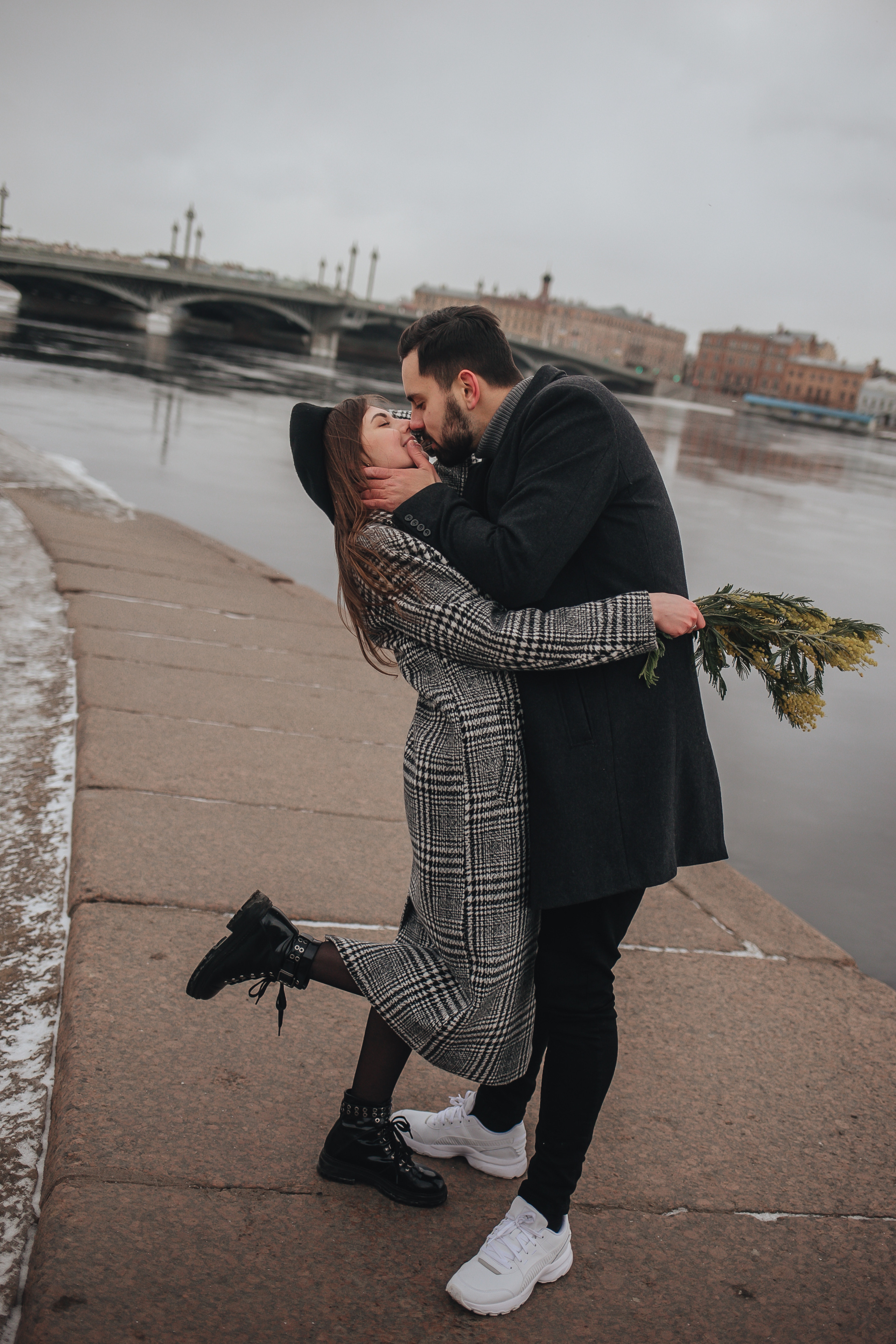 Весна в городе…. Главная