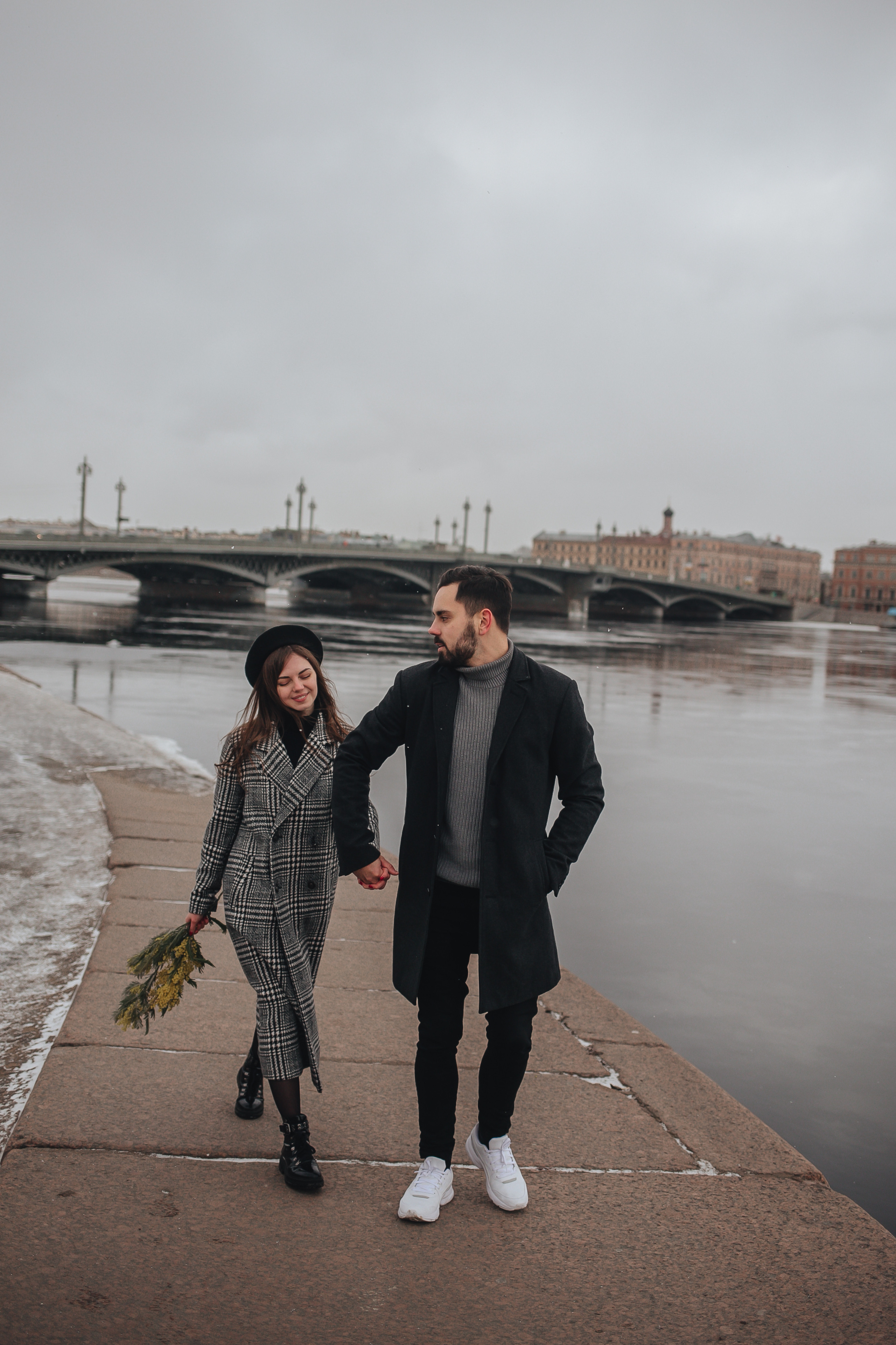 Весна в городе…. Главная