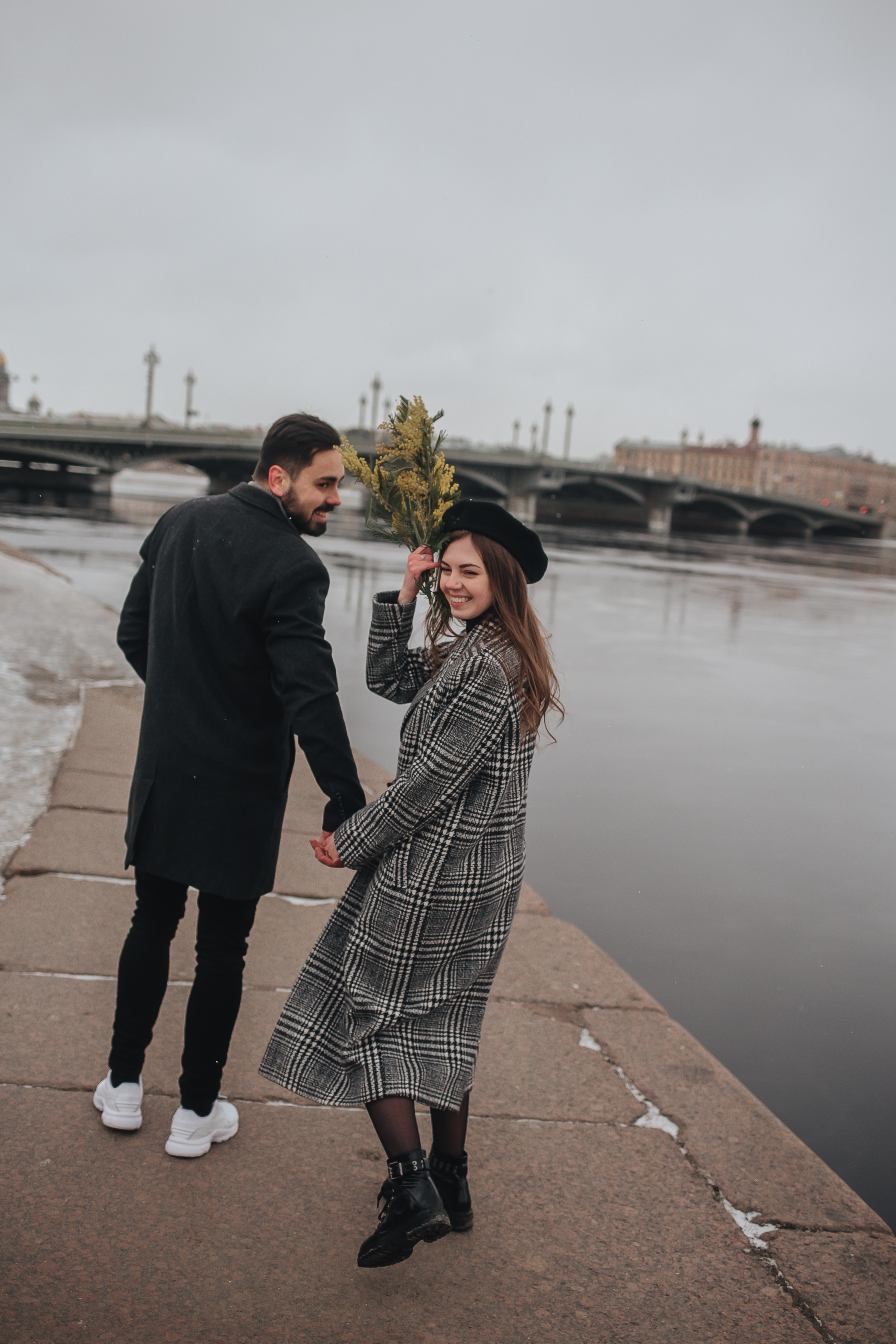 Весна в городе…. Главная