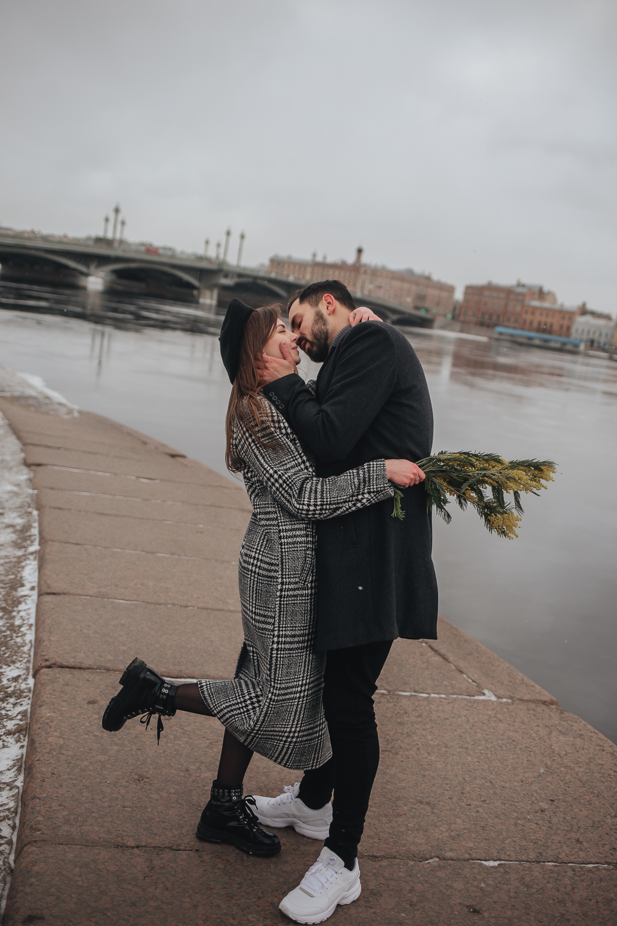 Весна в городе…. Главная