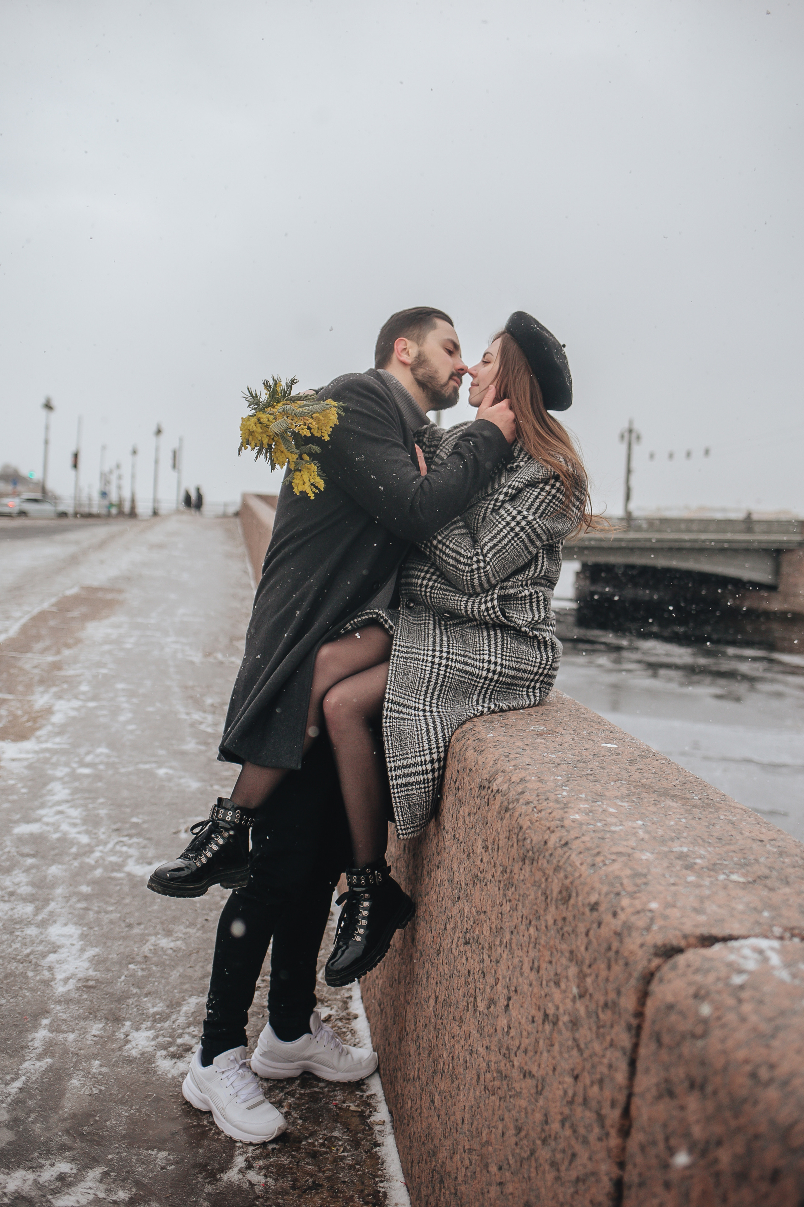 Весна в городе…. Главная