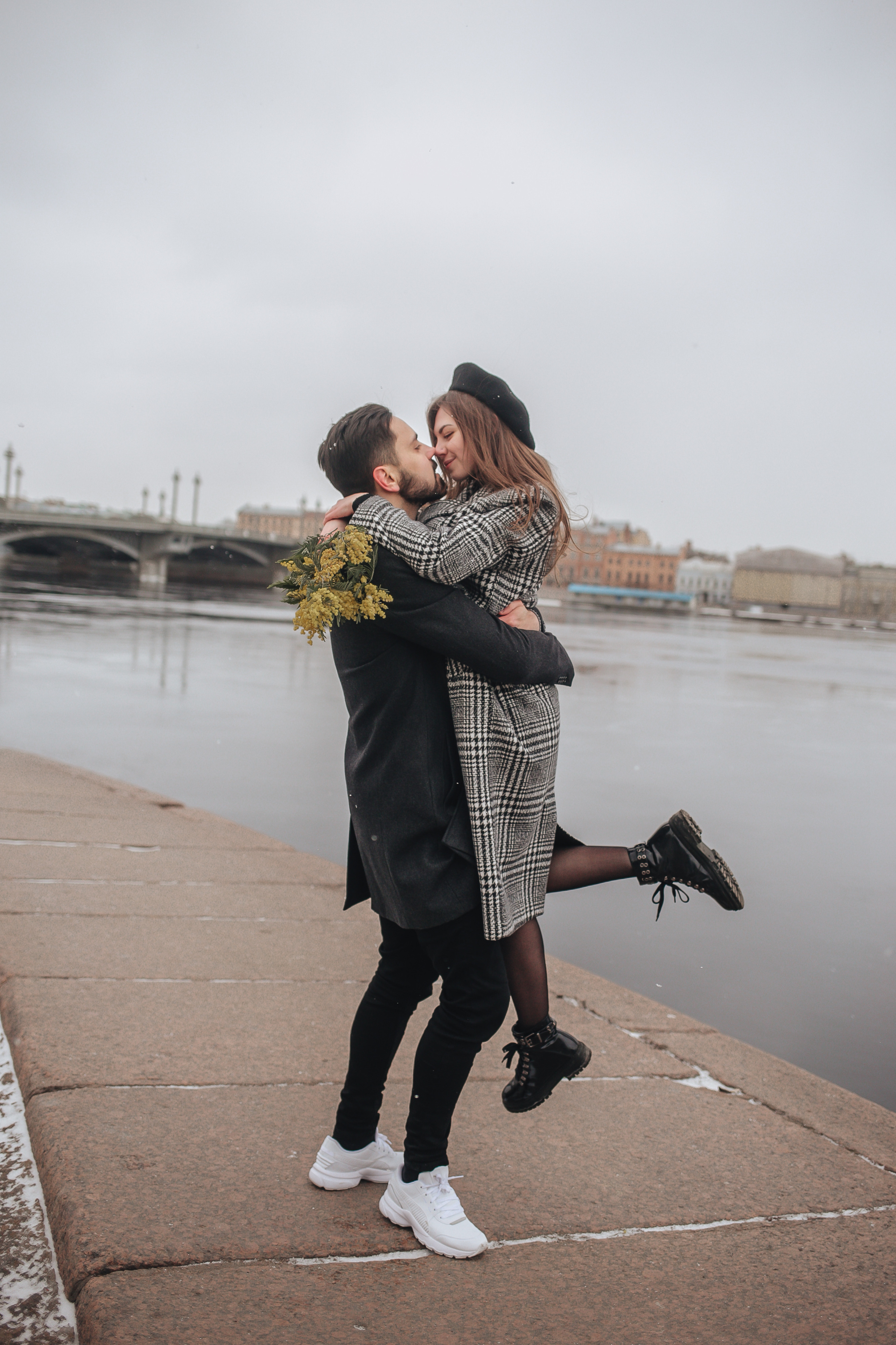 Весна в городе…. Главная