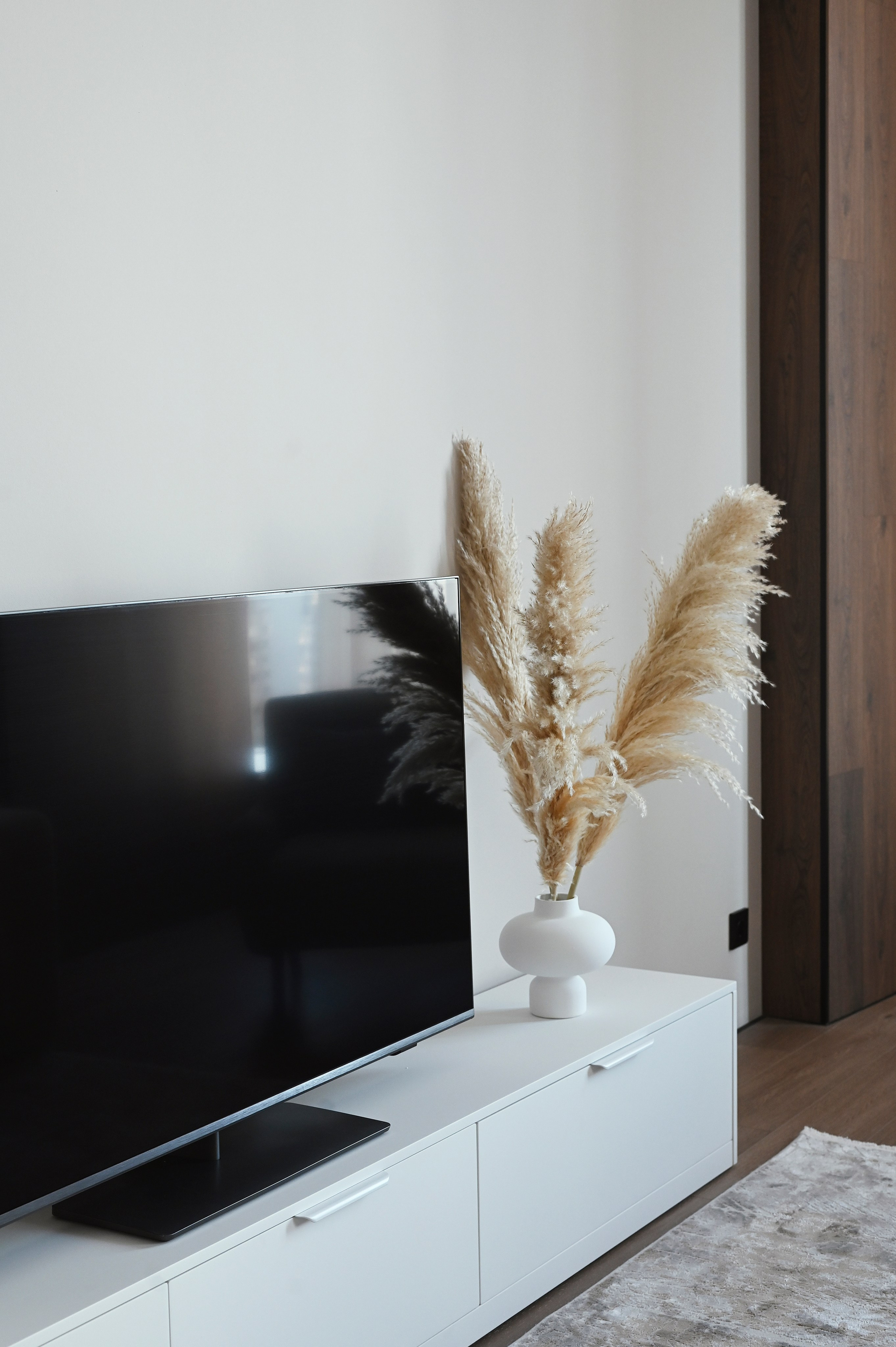 Башня Исеть дизайнер Вероника Миллер. Мебель на заказ