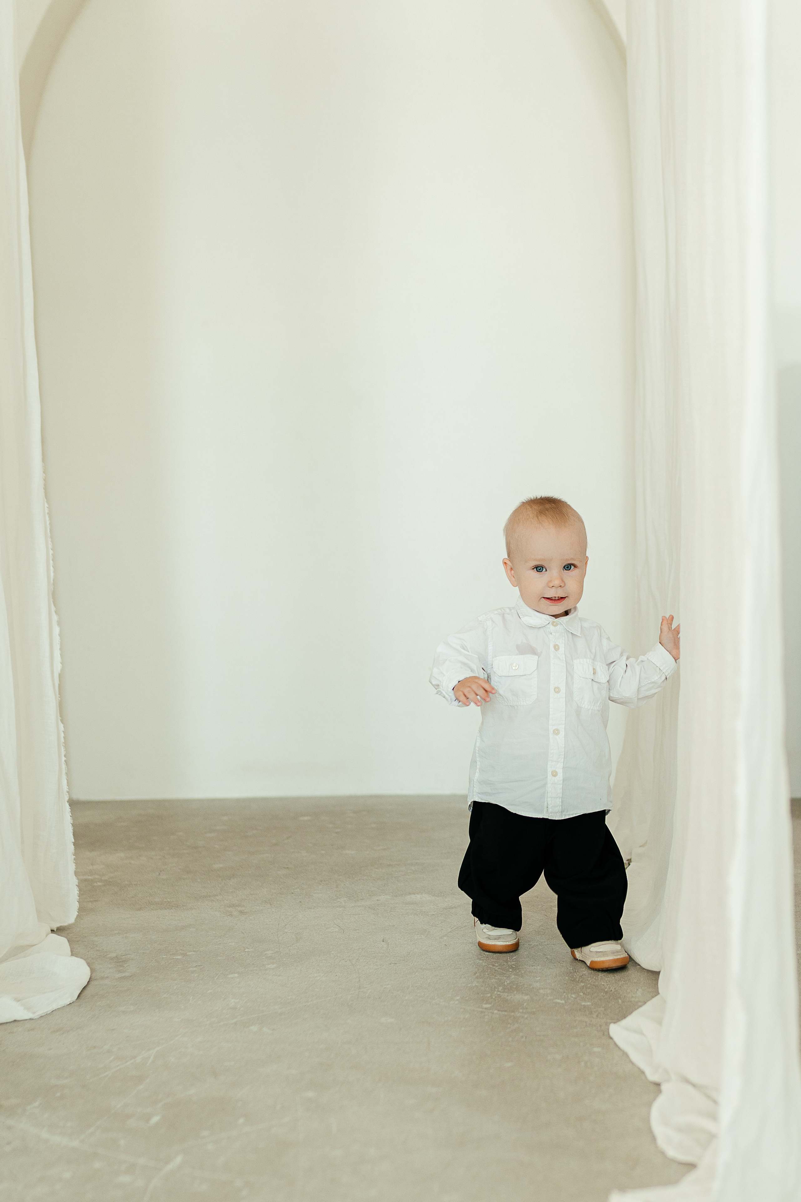 Стильная студийная серия. Семейный и детский фотограф в Краснодаре