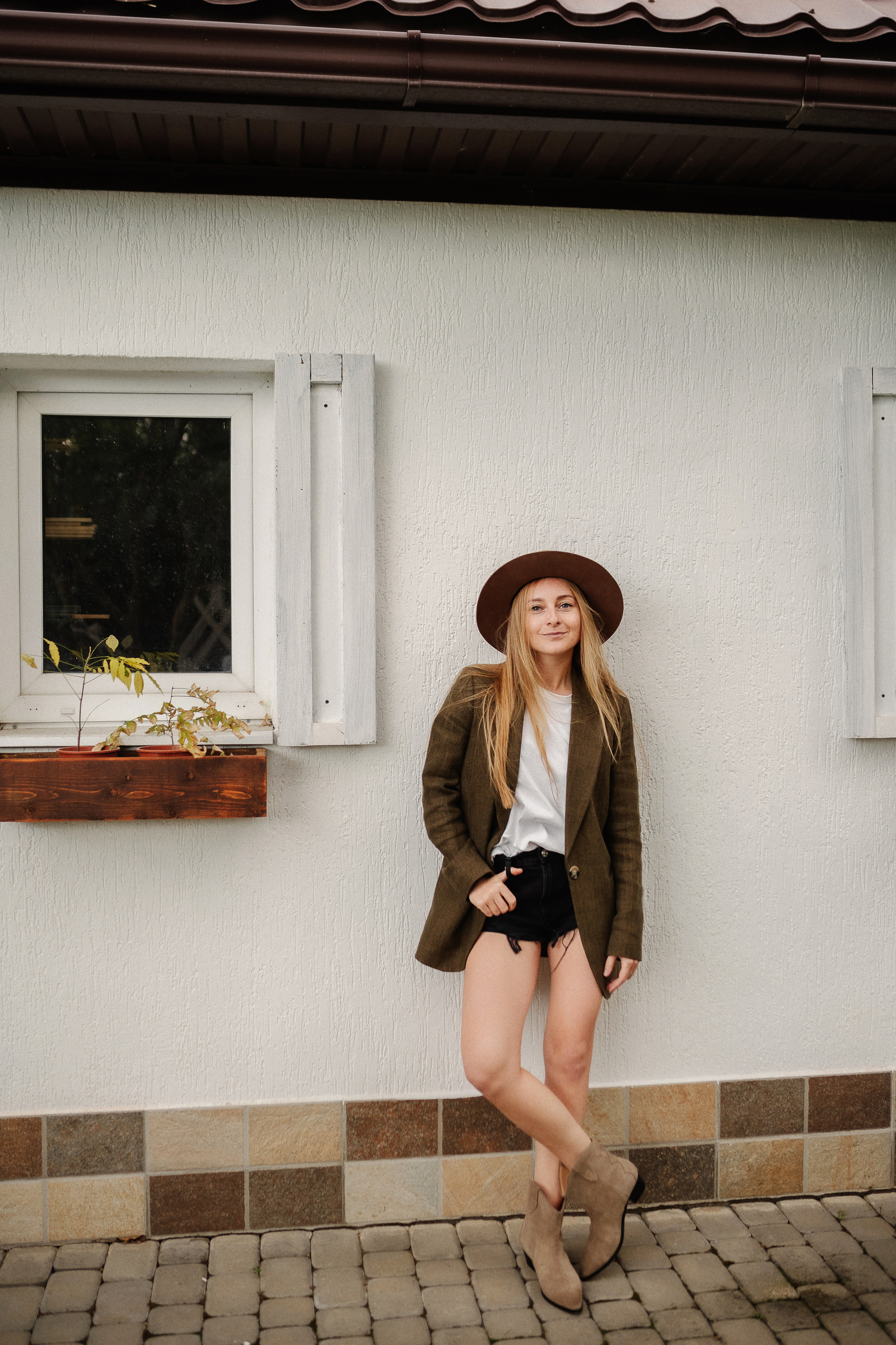 Кристина на даче. Семейный и детский фотограф в Краснодаре