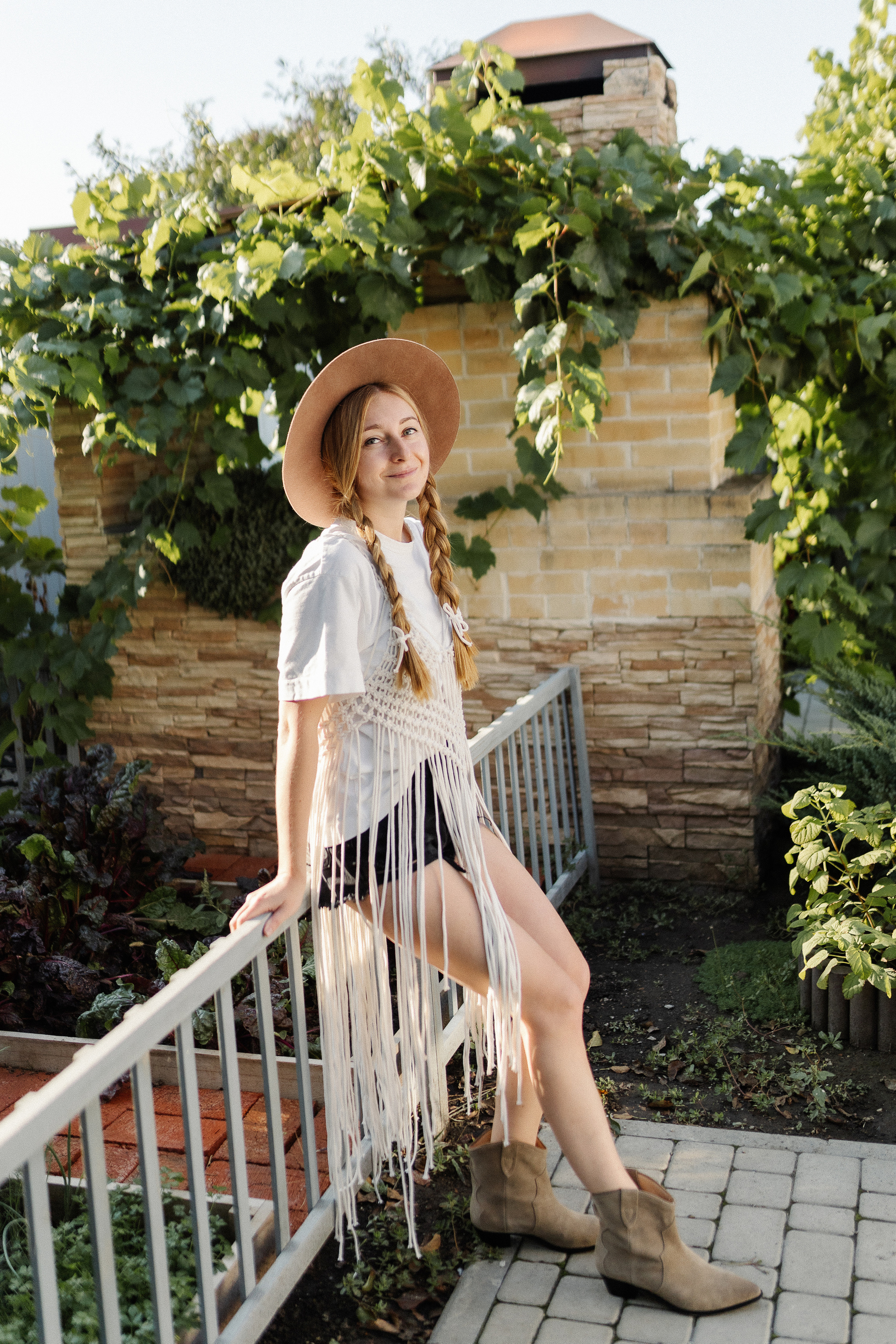 Кристина на даче. Семейный и детский фотограф в Краснодаре