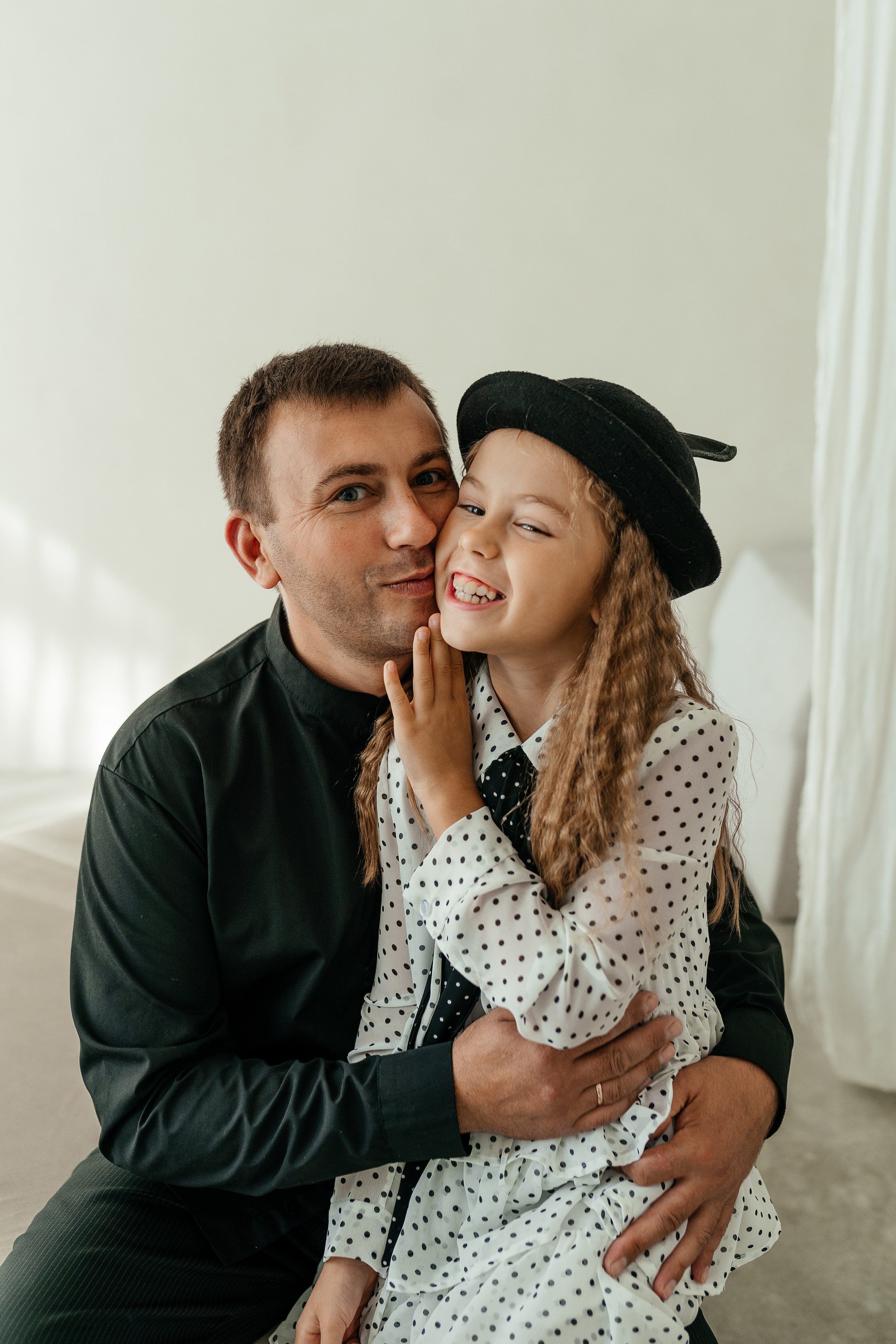 Стильная студийная серия. Семейный и детский фотограф в Краснодаре