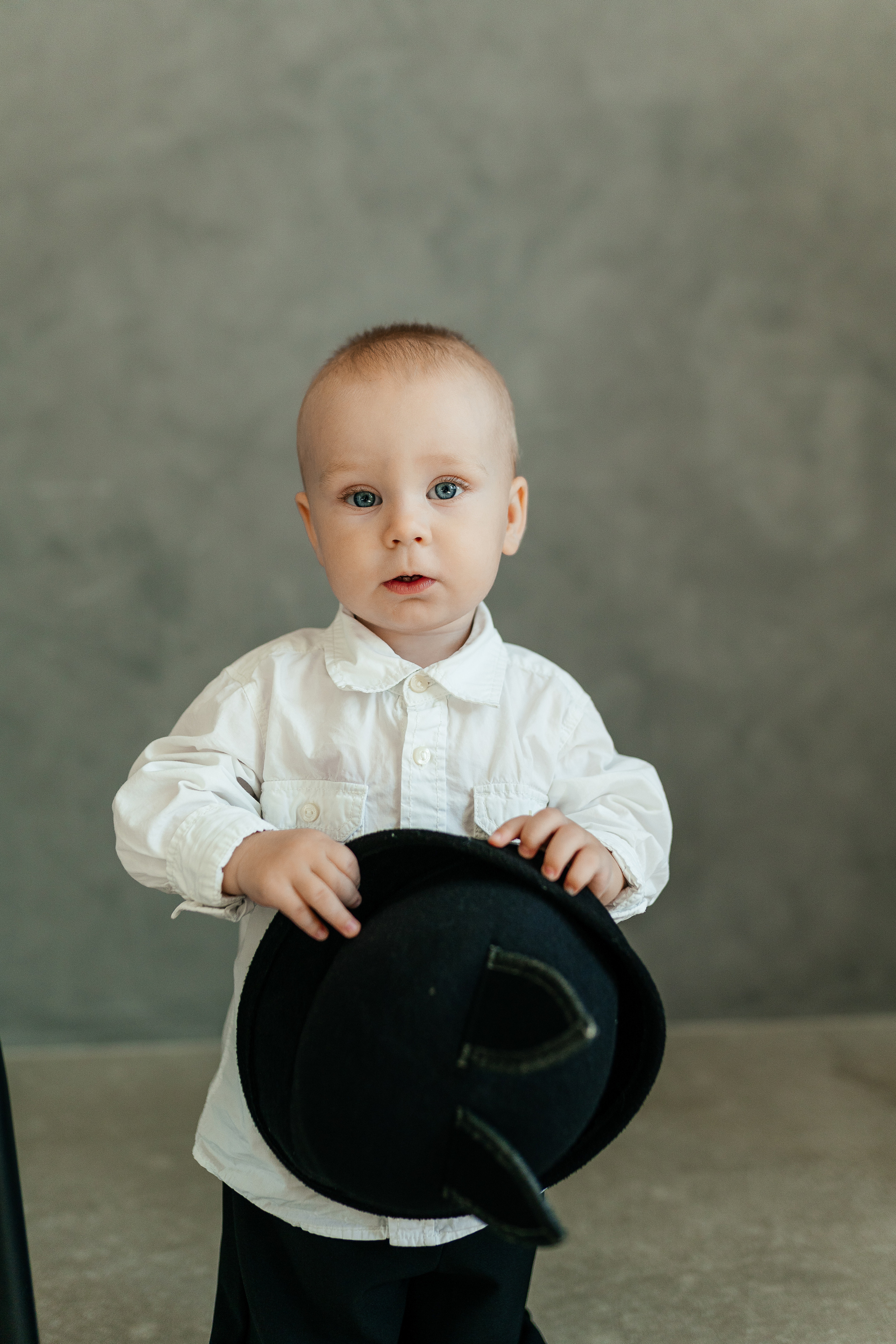 Стильная студийная серия. Семейный и детский фотограф в Краснодаре