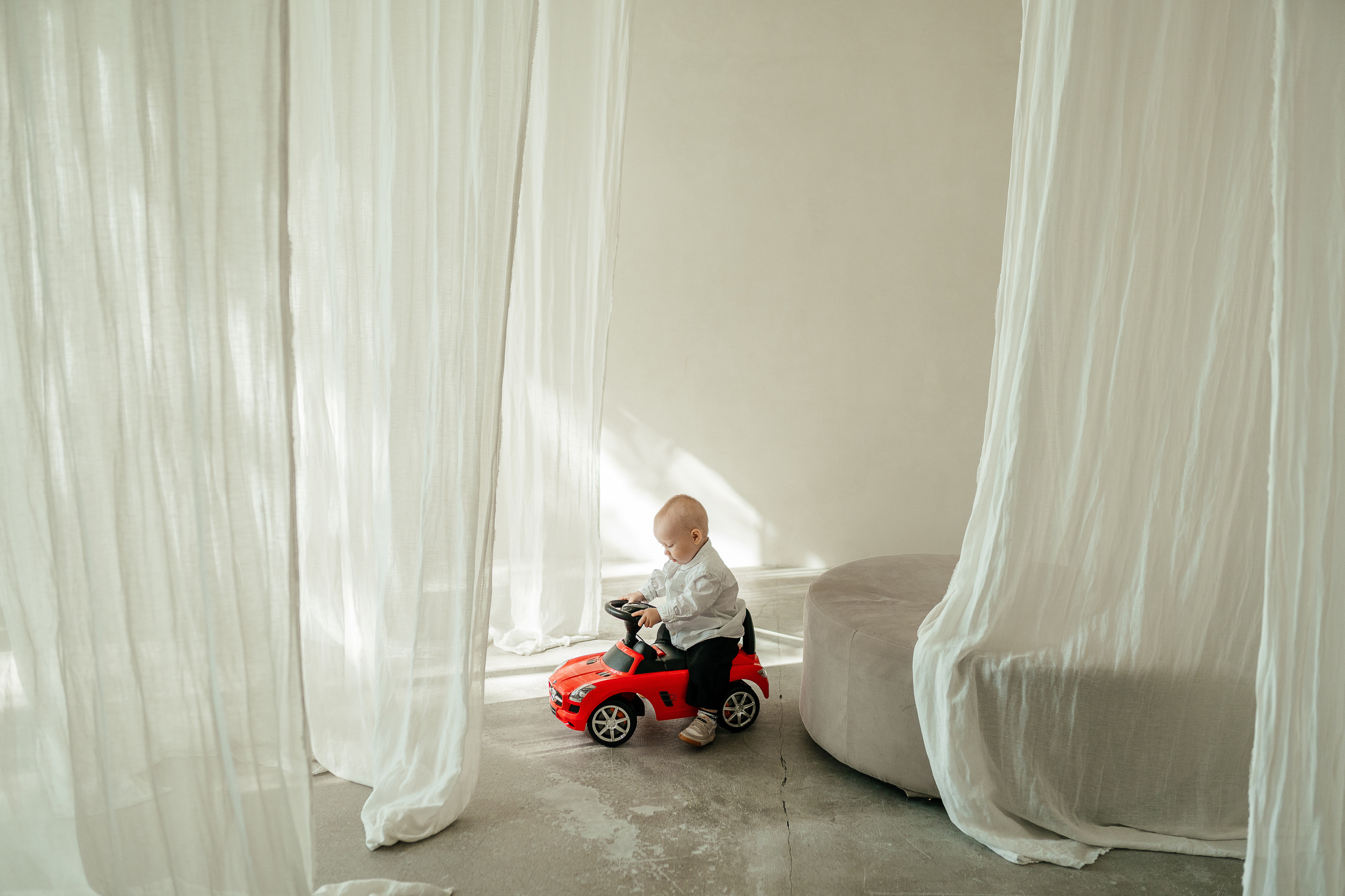 Стильная студийная серия. Семейный и детский фотограф в Краснодаре