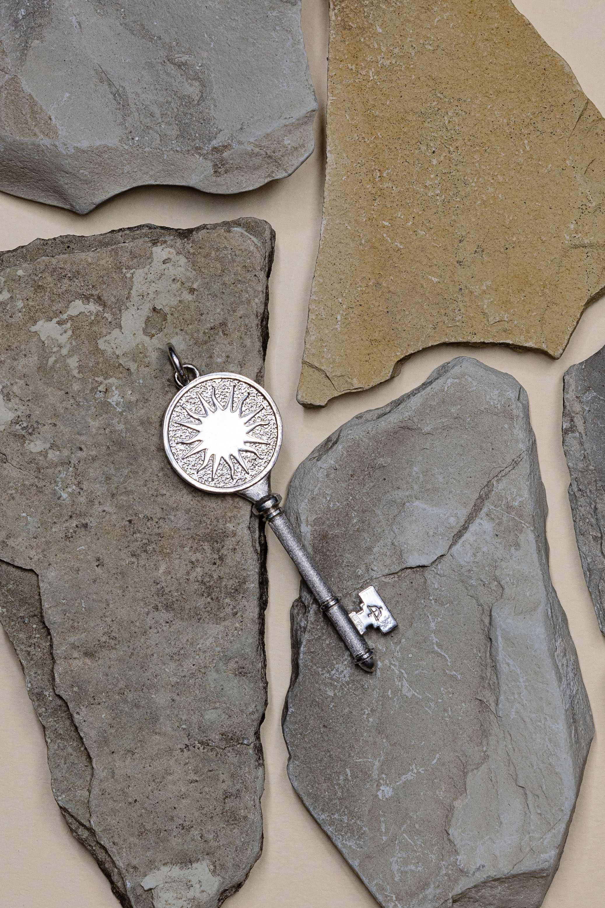 PRODUCT. Выпускные альбомы в современном стиле | Казань