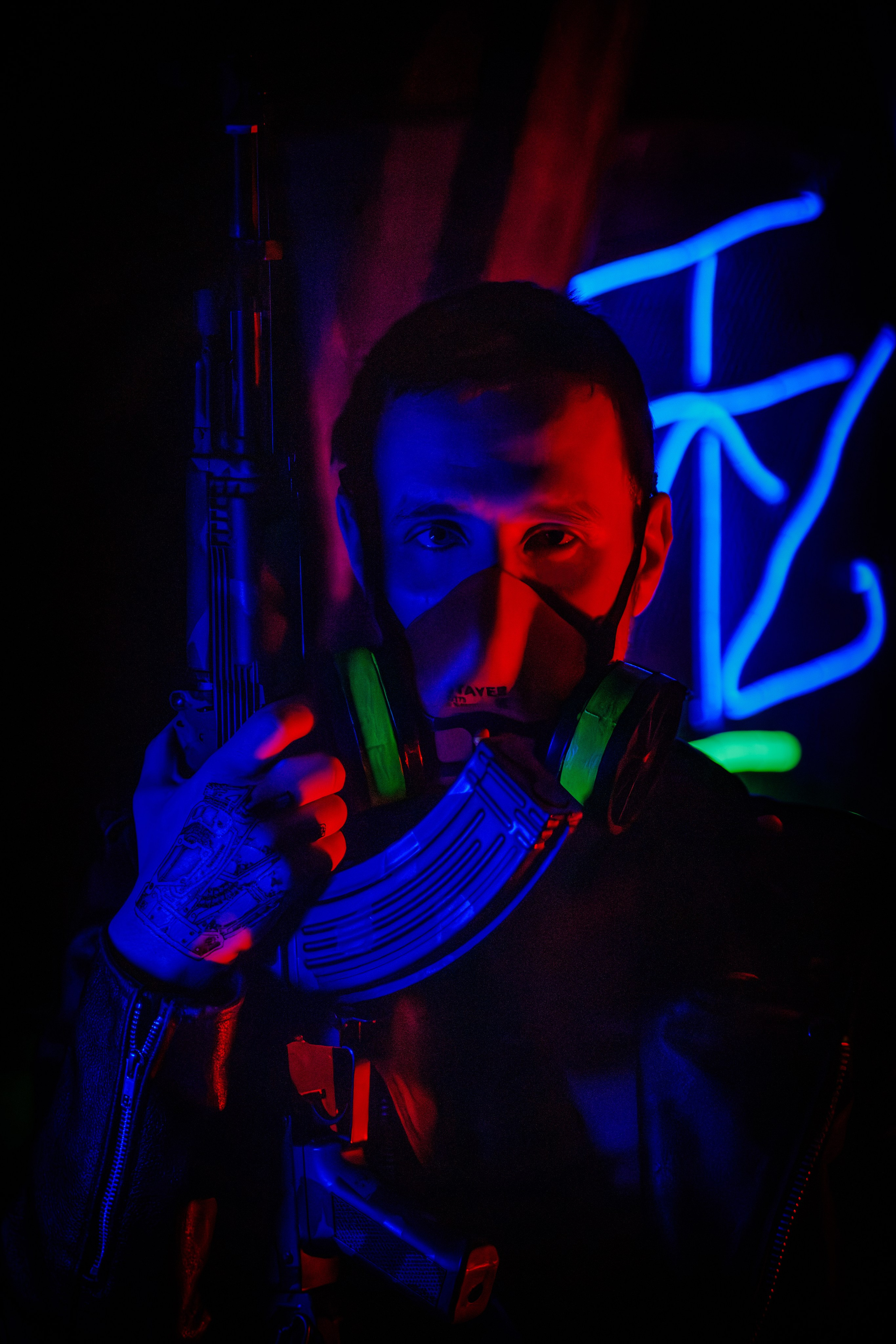 Фотосъёмка в стиле Киберпанк. Фотограф в Южно-Сахалинске Гусаков Евгений