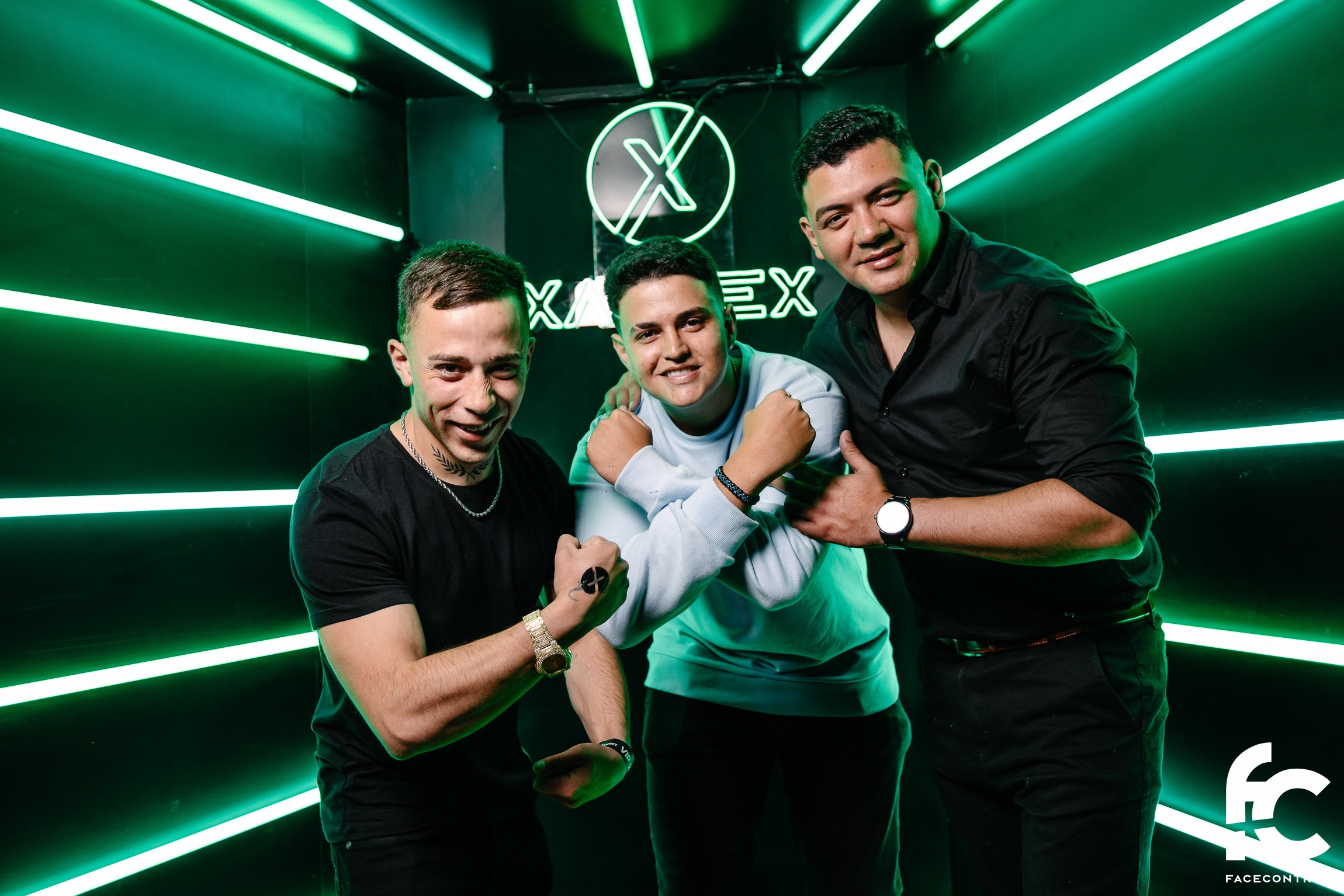 XAINDEX. Face Control: Crónica social, anuncios de eventos y reportajes fotográficos