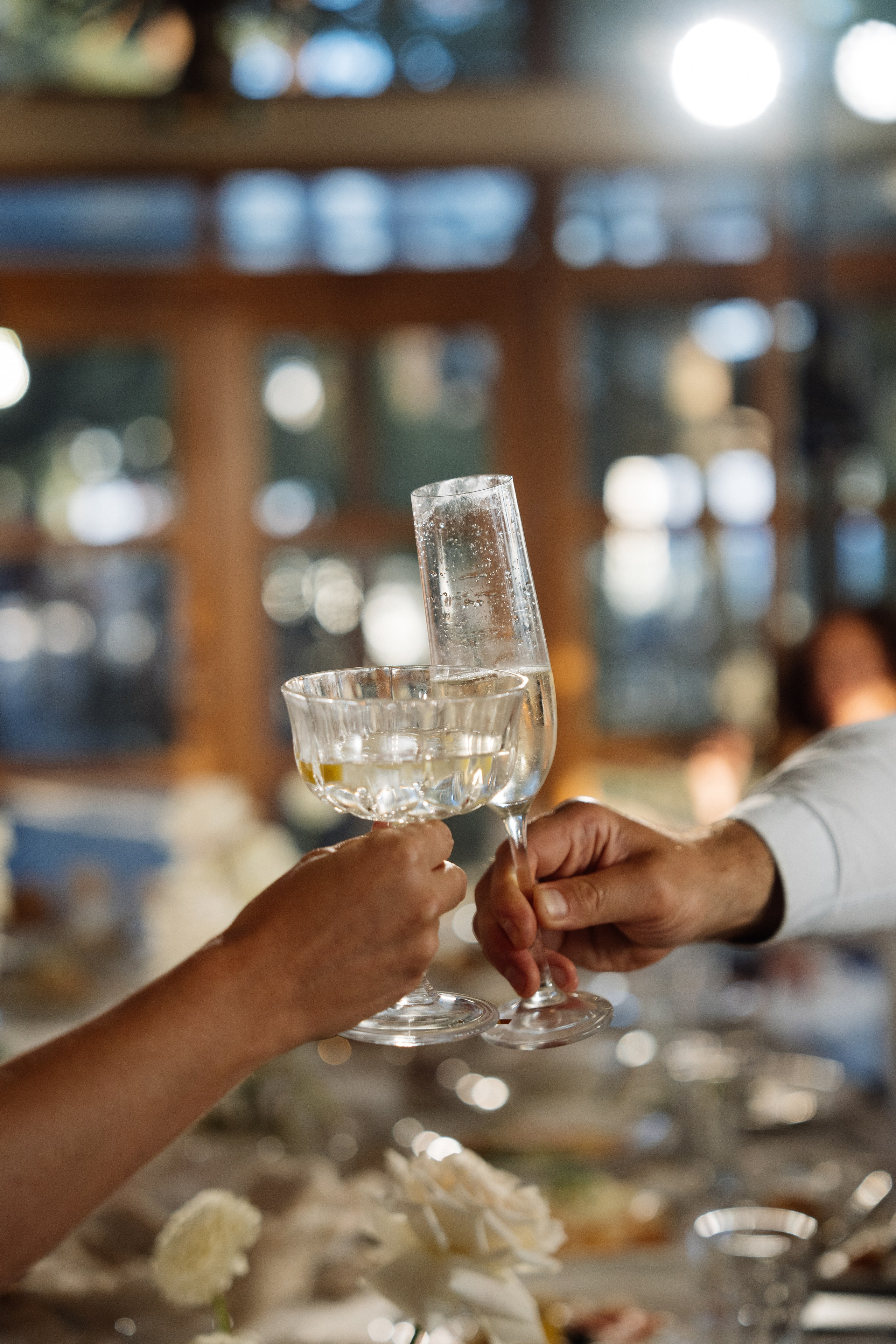 Свадьба в русской рыбалке. Свадебный фотограф организатор в Санкт-Петербурге Ассоль Опарина