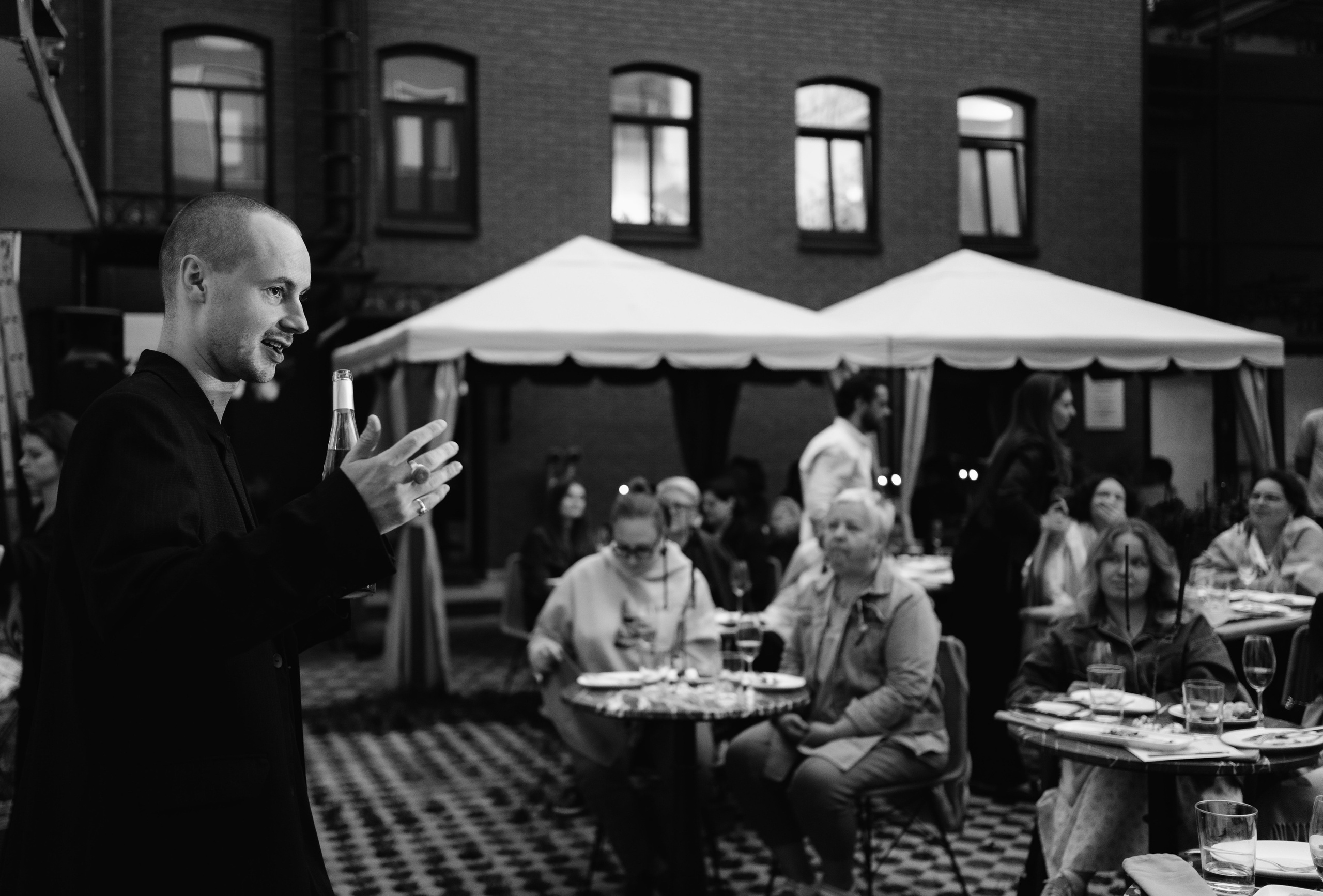 Казань глазами инженера. Винный вечер / 2025. Саша Копылов, фотограф в Казани