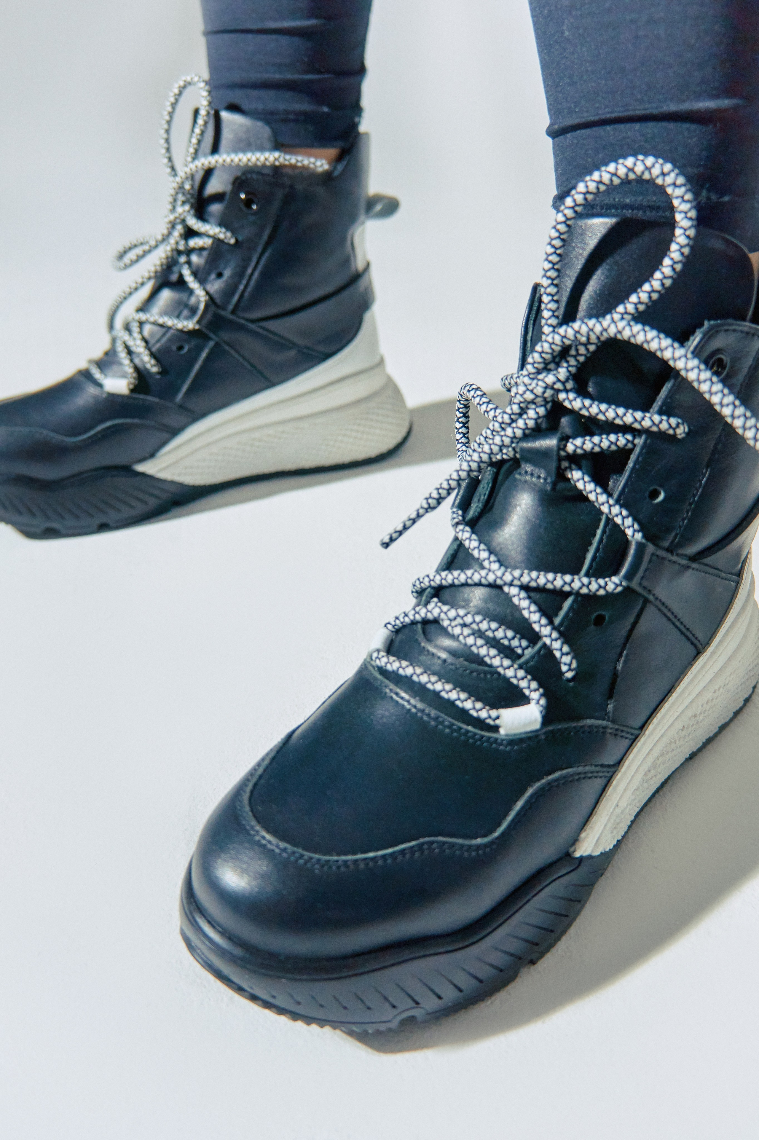 Съемка для бренда обуви mikyamo. Рекламный фотограф Санкт-Петербург Катерина Мишкель