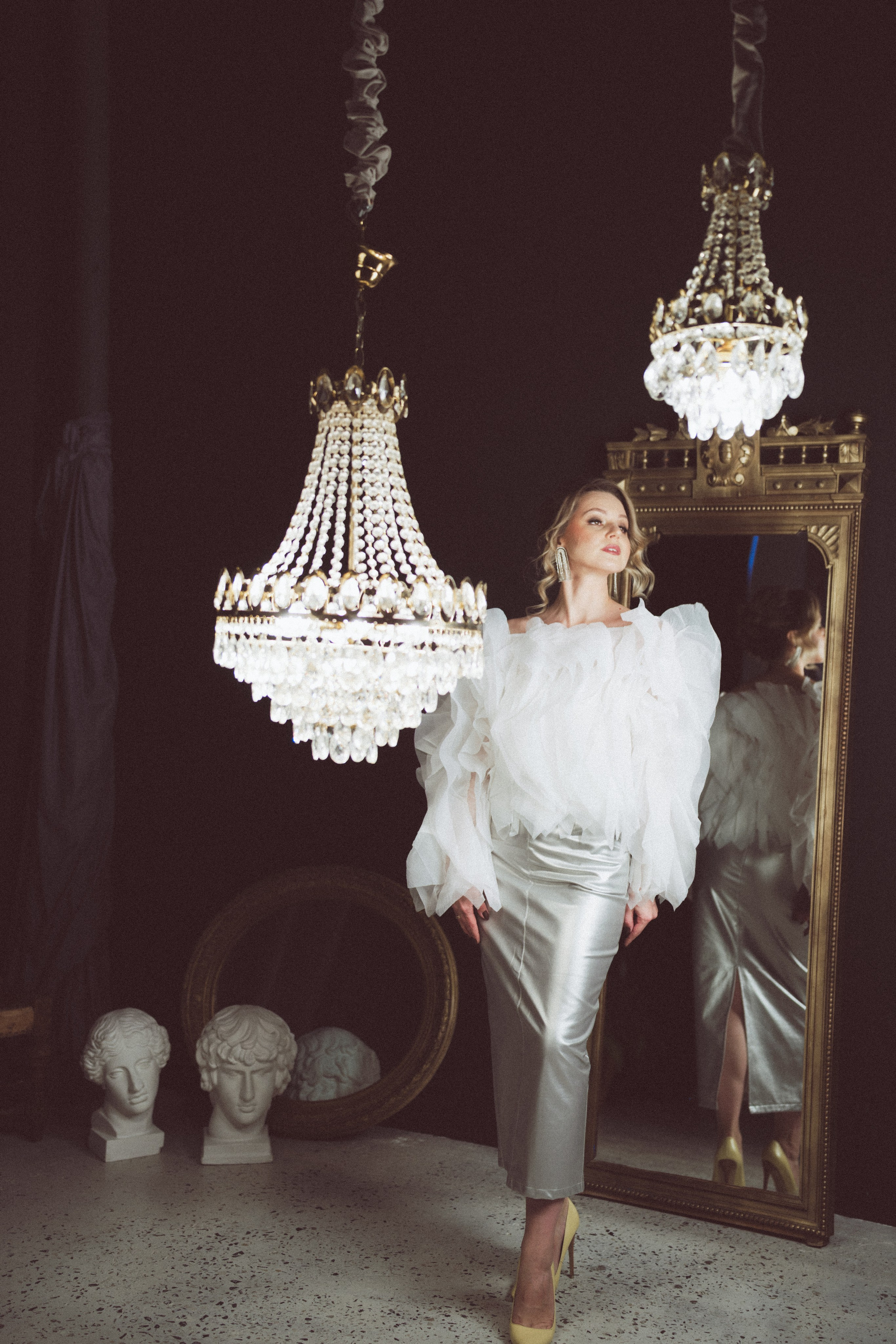 НОВОГОДНЯЯ ФОТОСЕСИИЯ В СТУДИИ ДЛЯ ДЕВУШКИ И ПРОГУЛКА ПО ЧЕРНЫШЕВСКОЙ. Профессиональный фотограф, Санкт-Петербург — Виктория Богомолова