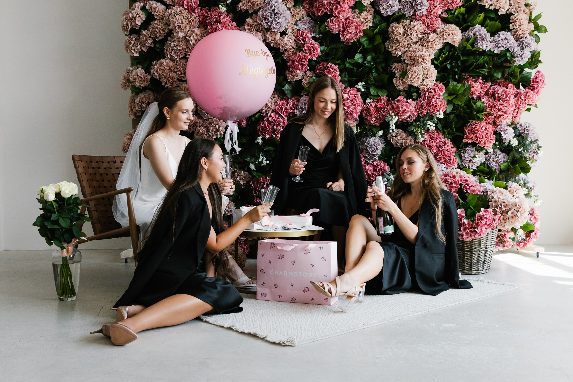 Провожать подругу. Свадебный фотограф Марьям Сайфулина г. Красноярск