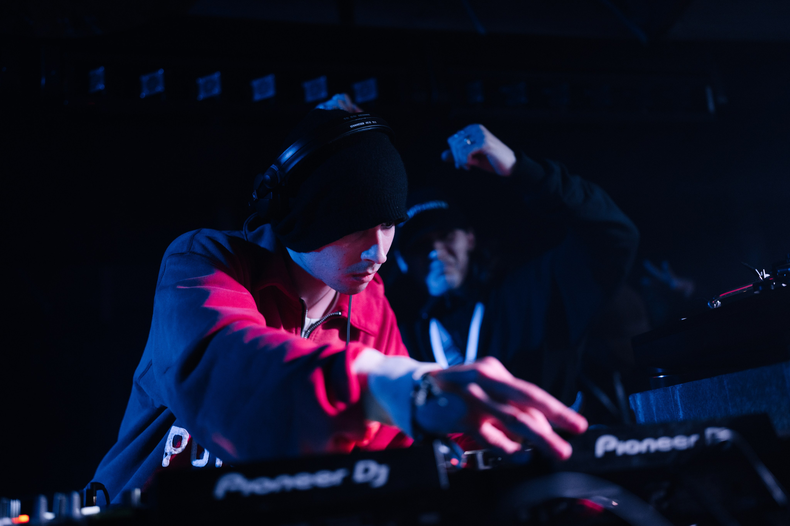 Signal 2024. @tomrus: Рустам Шагиморданов — фотограф