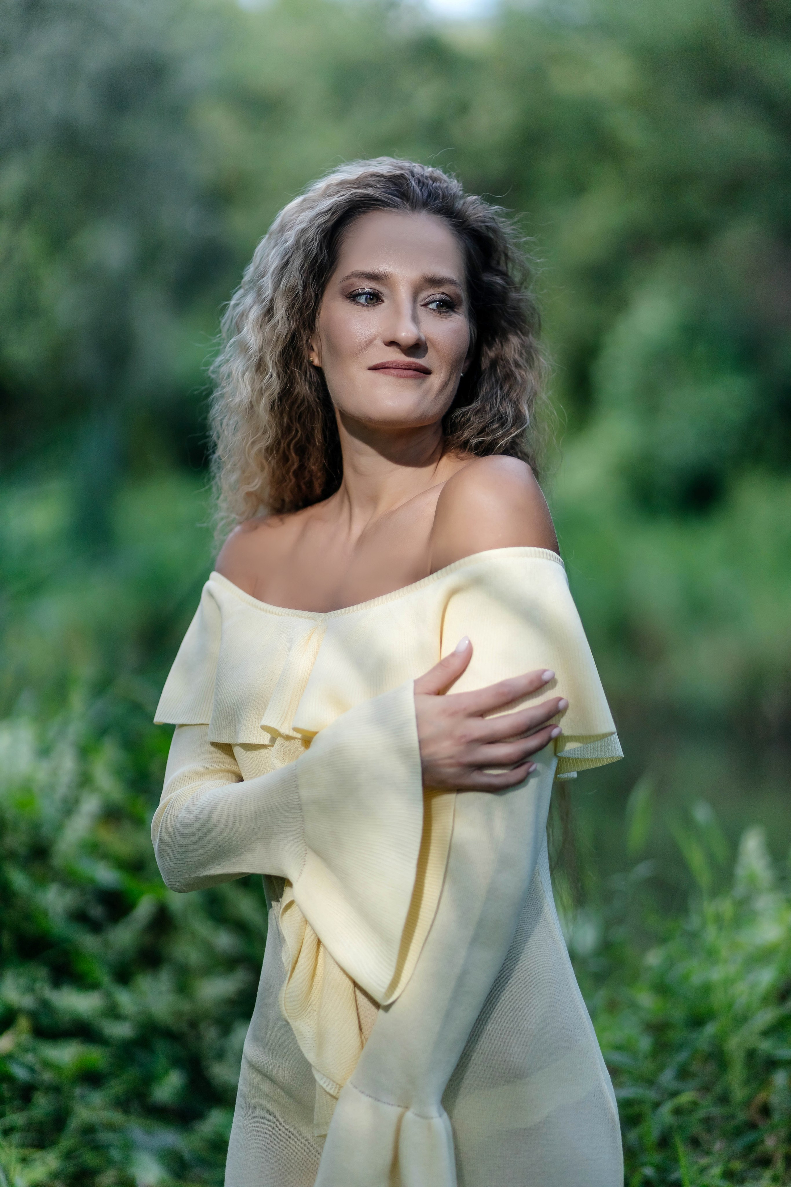 Людмила прогулочная съёмка. Женский фотограф в Оренбурге Ирина Заводчикова