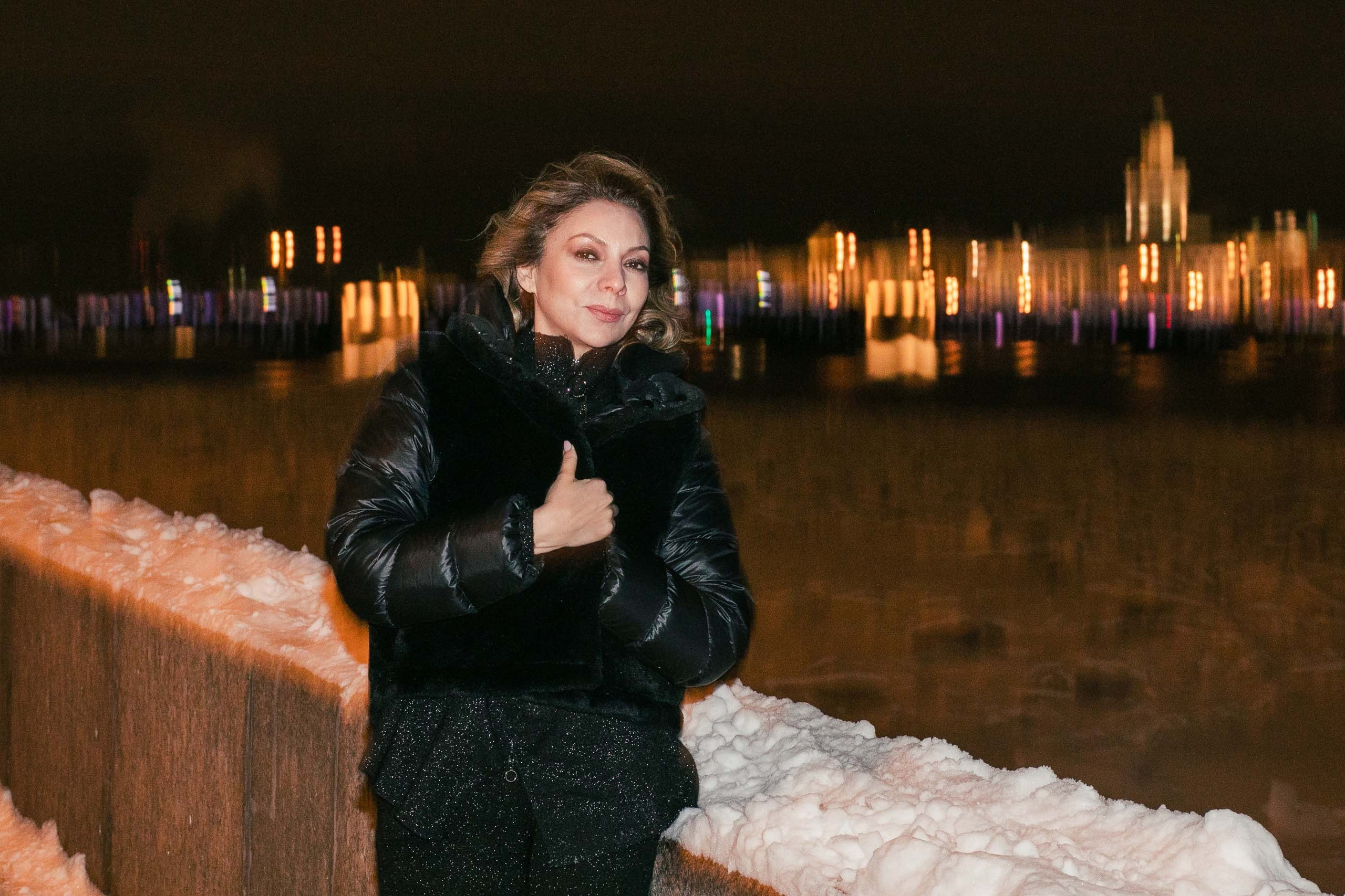 Элеонора в красном. Семейный и детский фотограф в Санкт-Петербург. Natalia Fadel