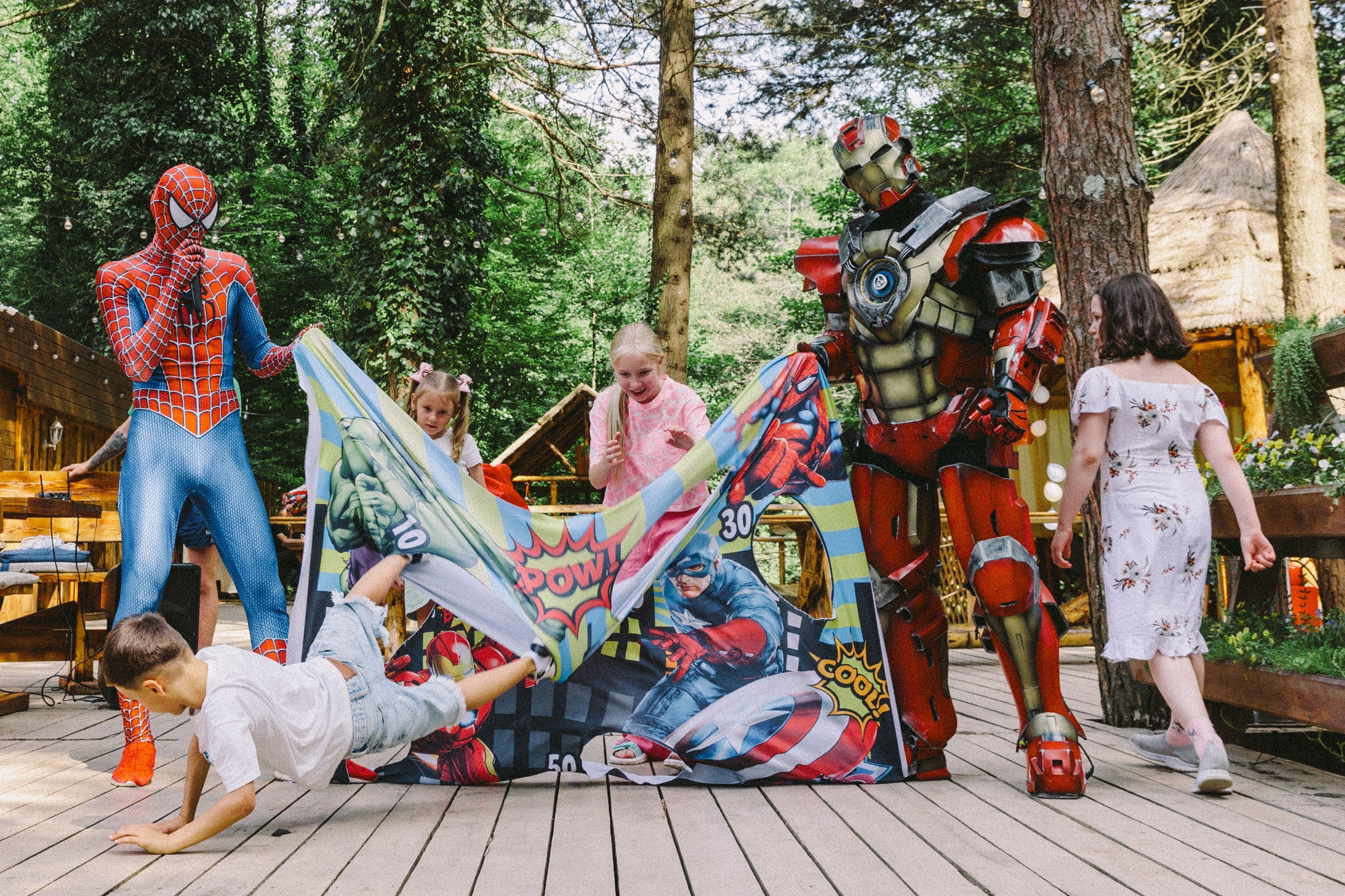 Фотограф на день рождения — ресторан Форест. Свадебный фотограф в Абхазии, Сухум, Гагра, Сочи