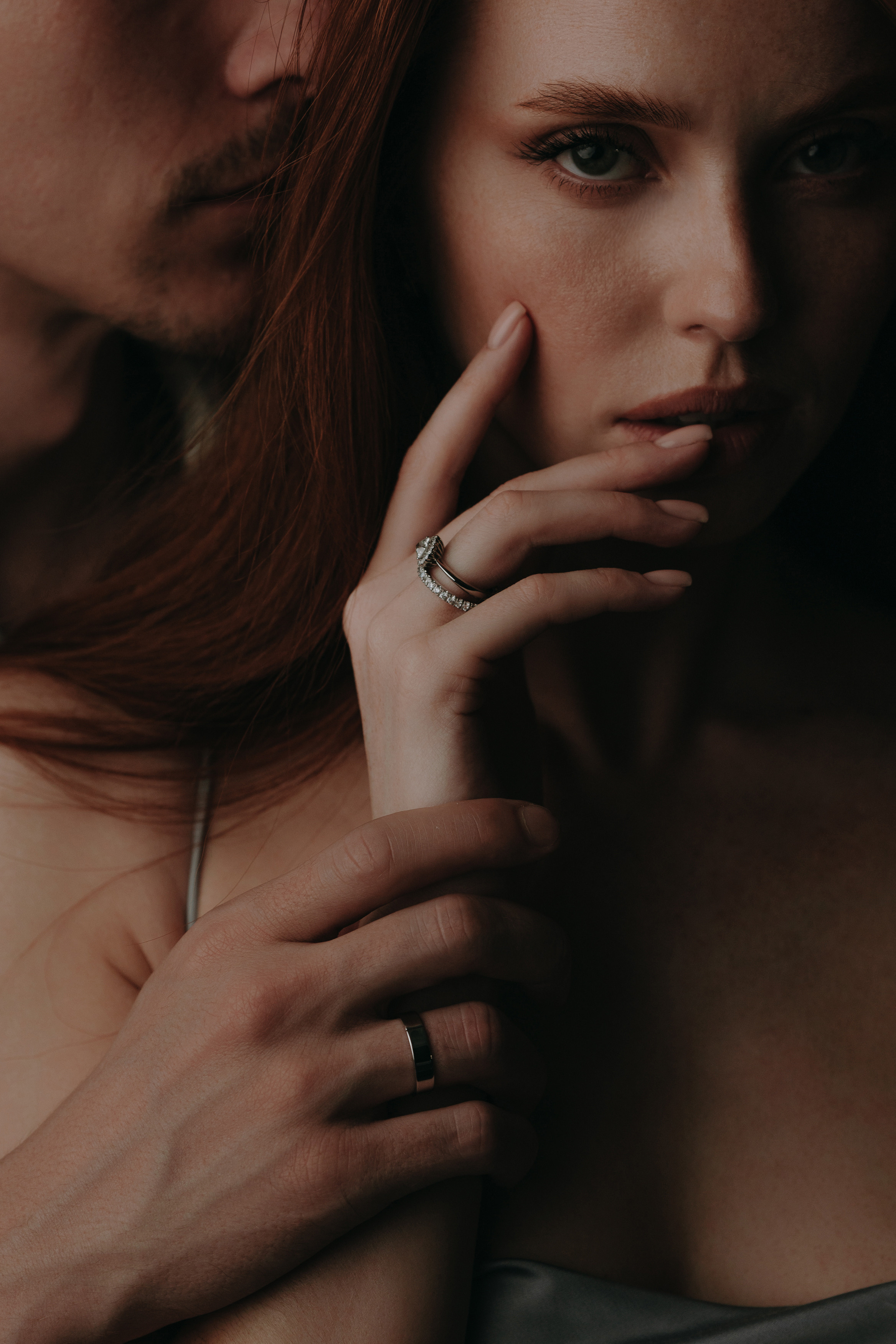 фотосессия девушки в тени