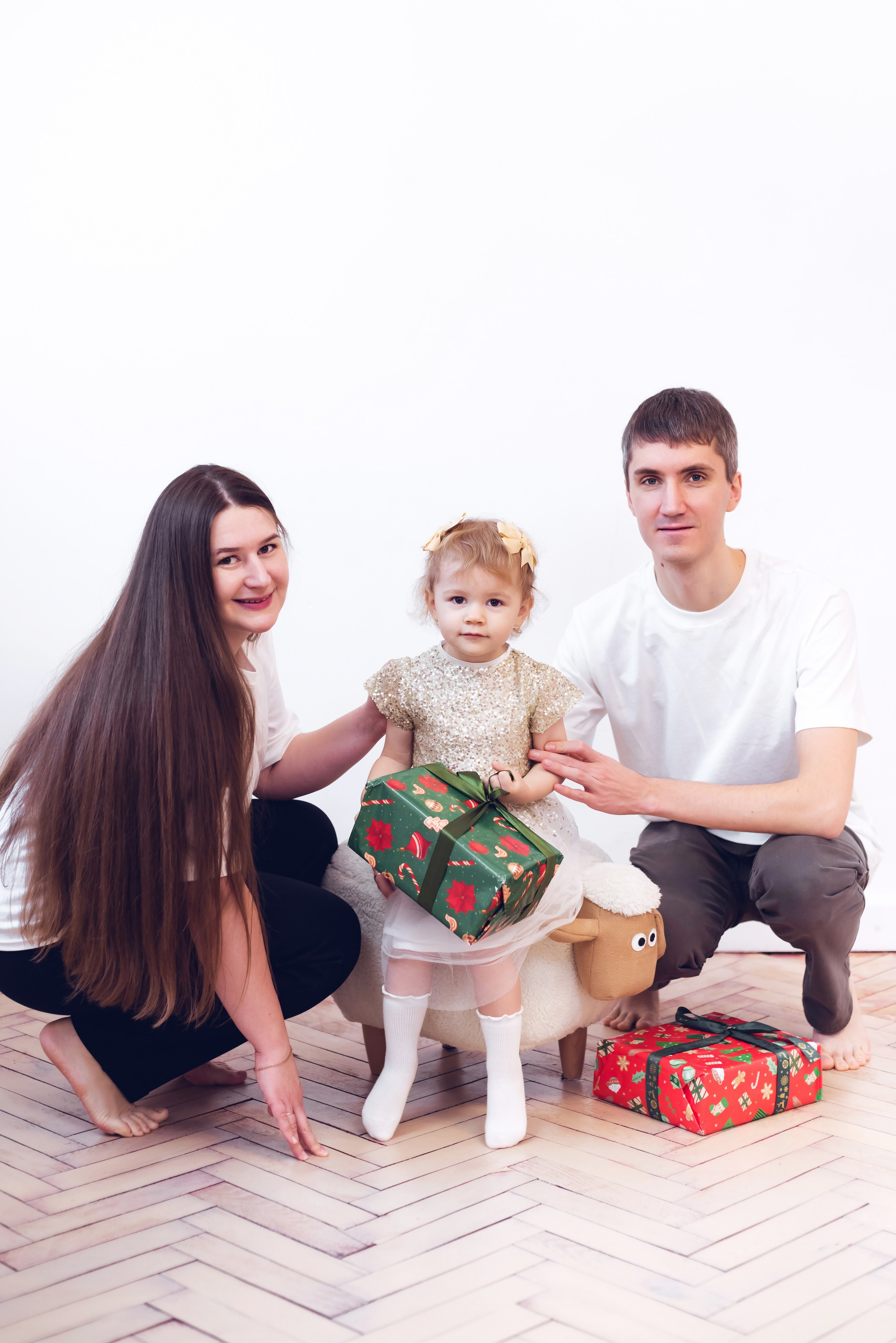 Алиса с мамой и папой. Детский и семейный фотограф Эльмира Веселова