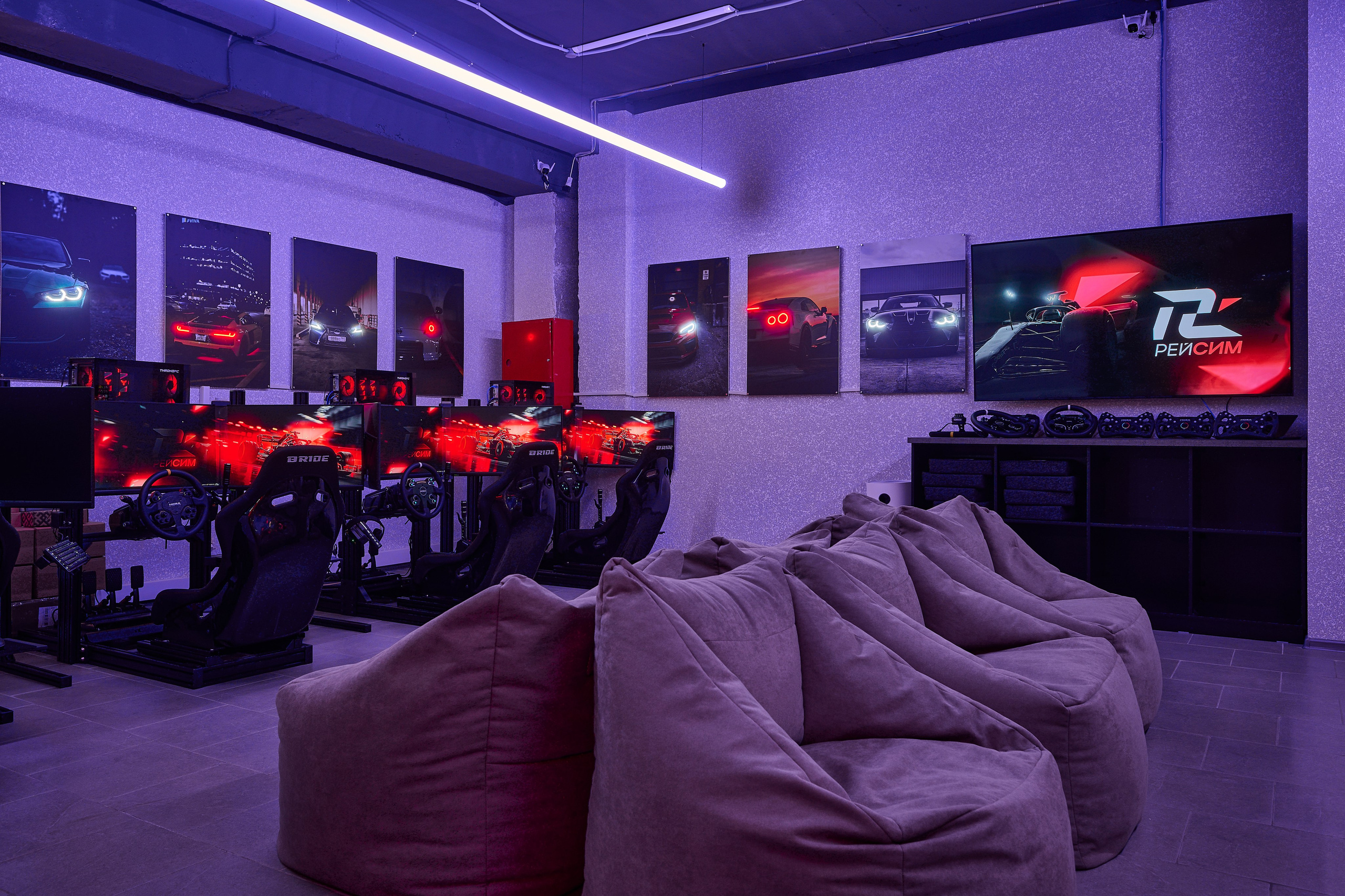 РЕЙСИМ Гоночные автосимуляторы. Интерьерный фотограф в Краснодаре