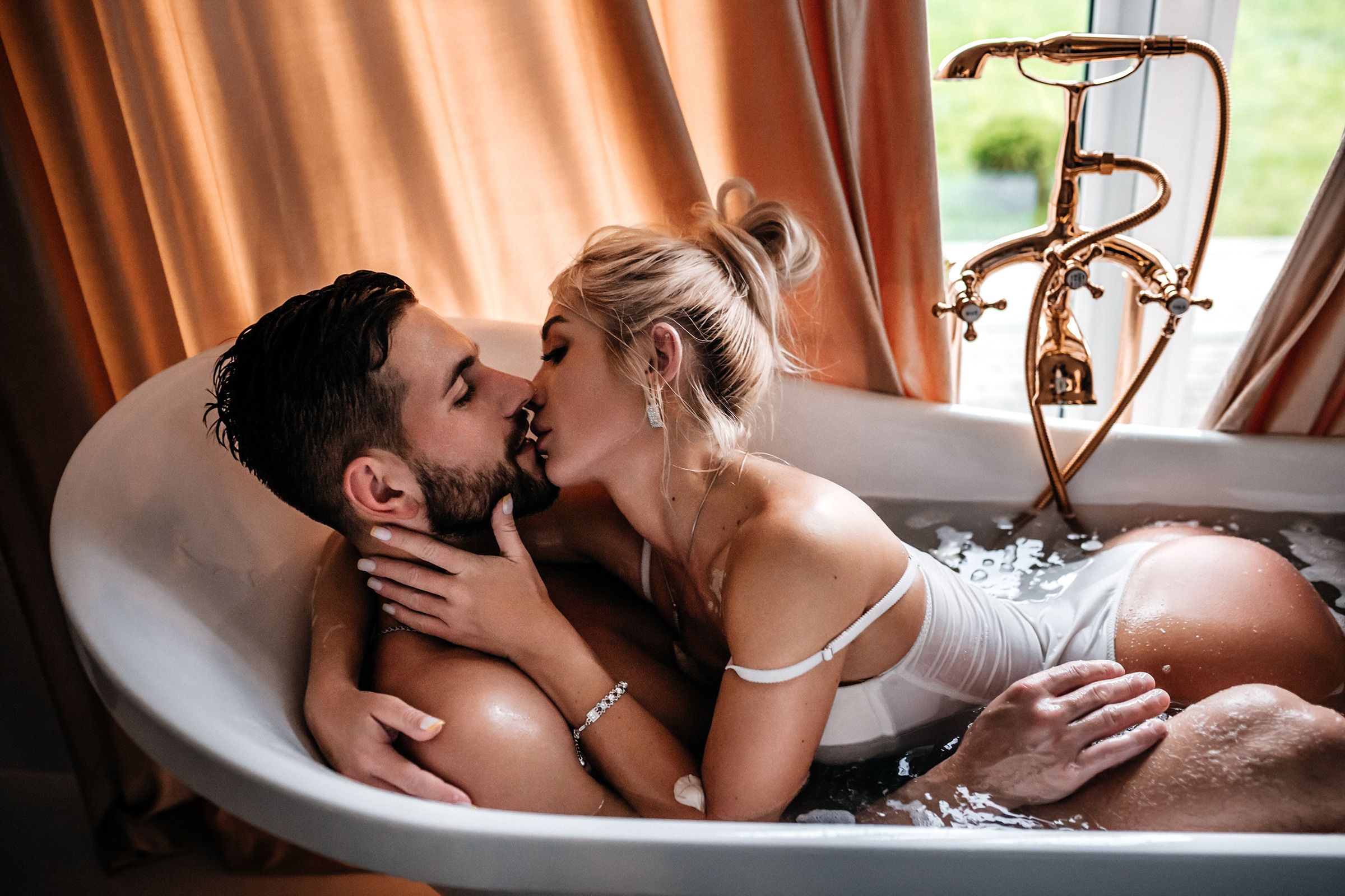 Кристина и Александр • Свадебная съемка. Свадебный и семейный фотограф в Минске