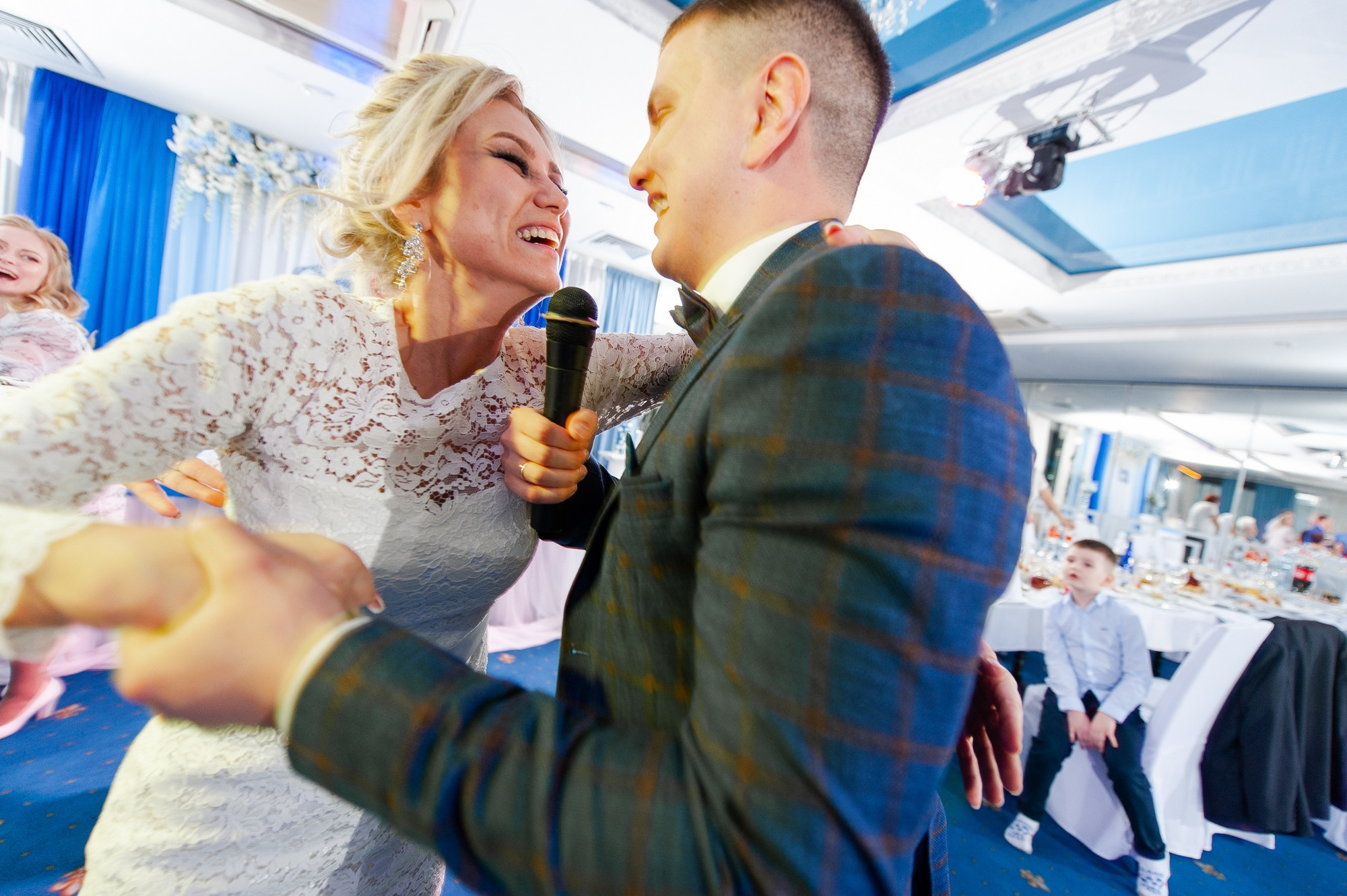 Свадебный и семейный фотограф в Омске Мормулев Михаил. Свадебный и семейный фотограф в Омске Мормулев Михаил