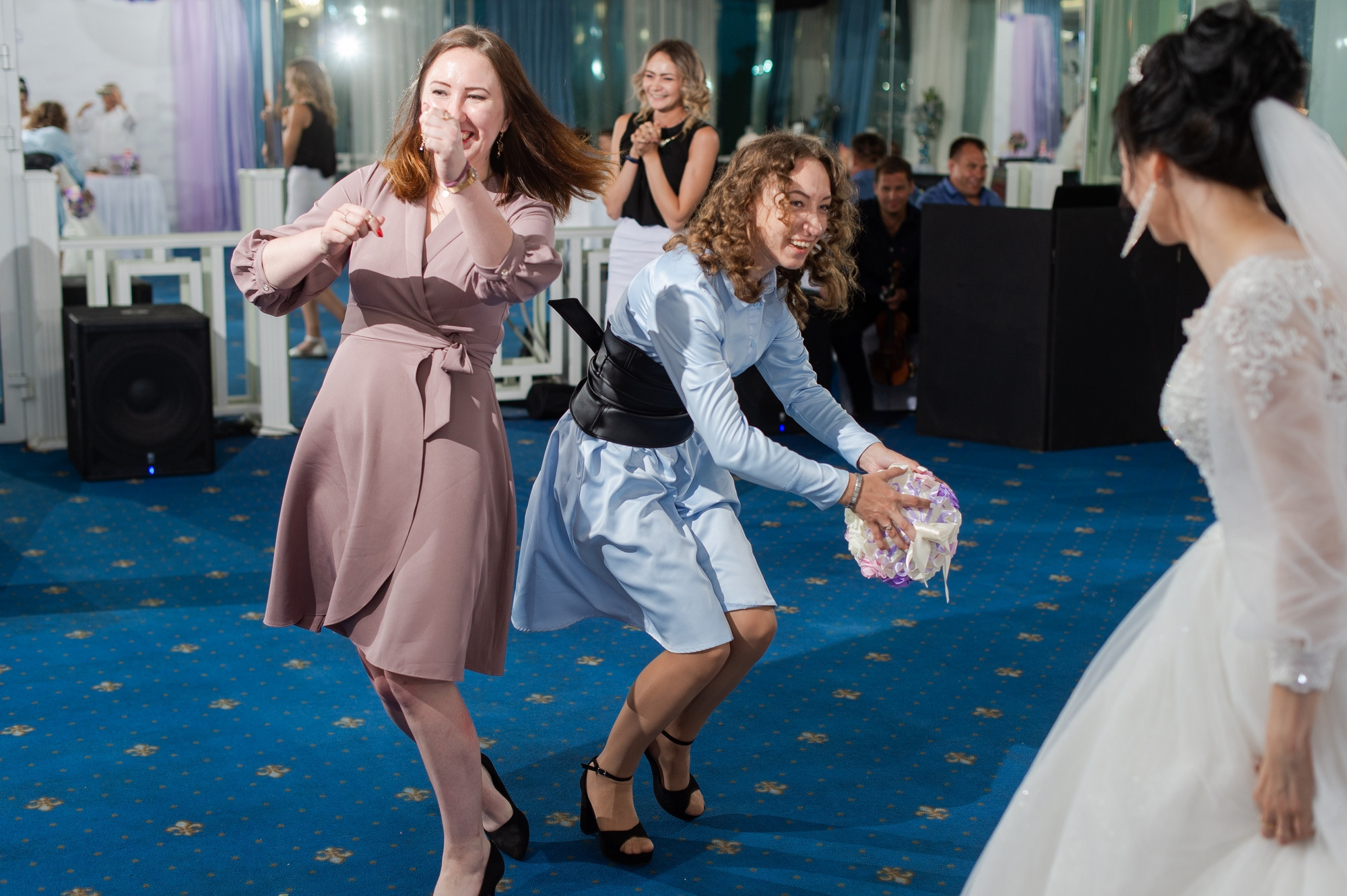 Свадебный и семейный фотограф в Омске Мормулев Михаил. Свадебный и семейный фотограф в Омске Мормулев Михаил