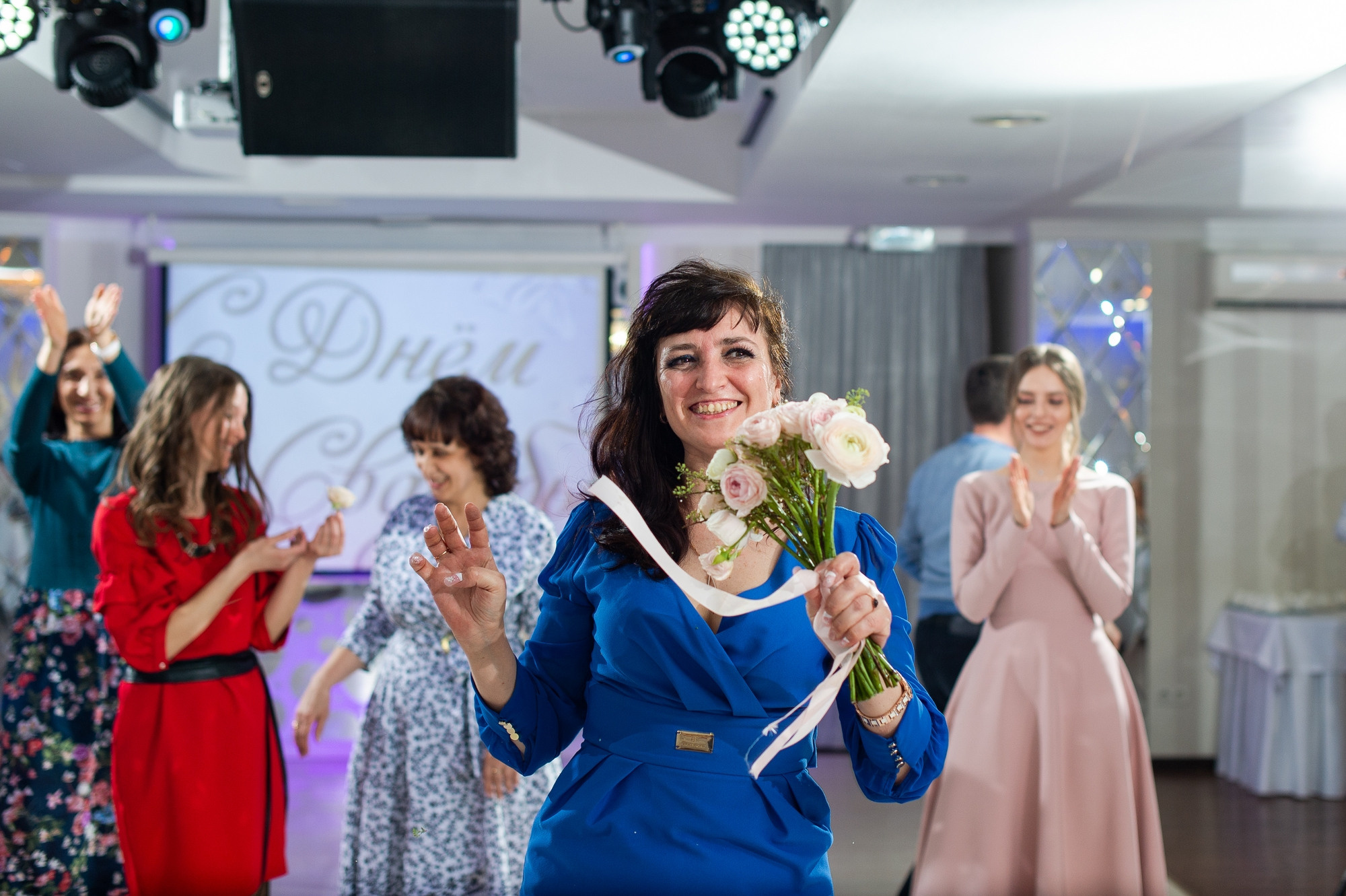 Свадебный и семейный фотограф в Омске Мормулев Михаил. Свадебный и семейный фотограф в Омске Мормулев Михаил