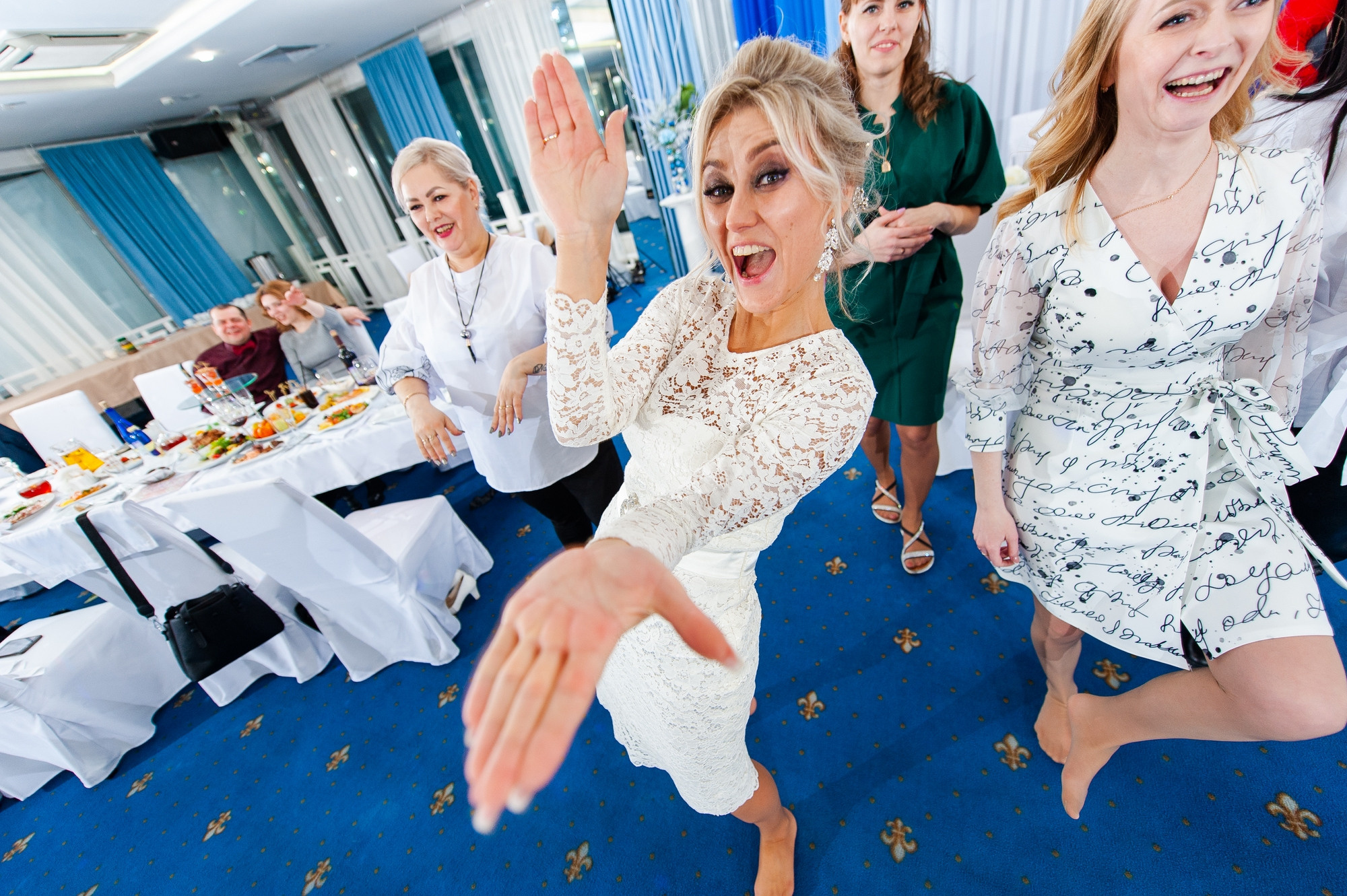 Свадебный и семейный фотограф в Омске Мормулев Михаил. Свадебный и семейный фотограф в Омске Мормулев Михаил