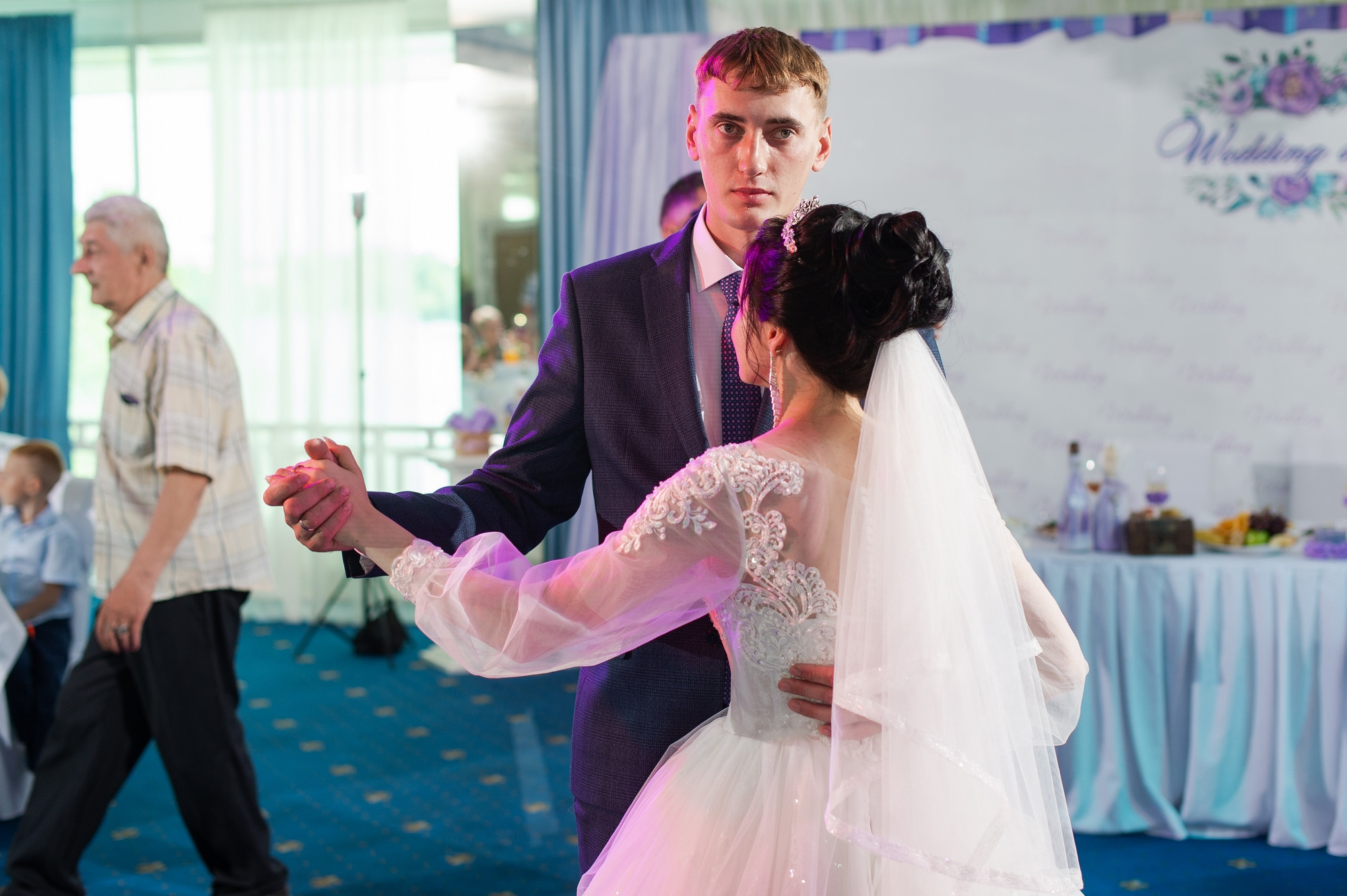 Свадебный и семейный фотограф в Омске Мормулев Михаил. Свадебный и семейный фотограф в Омске Мормулев Михаил