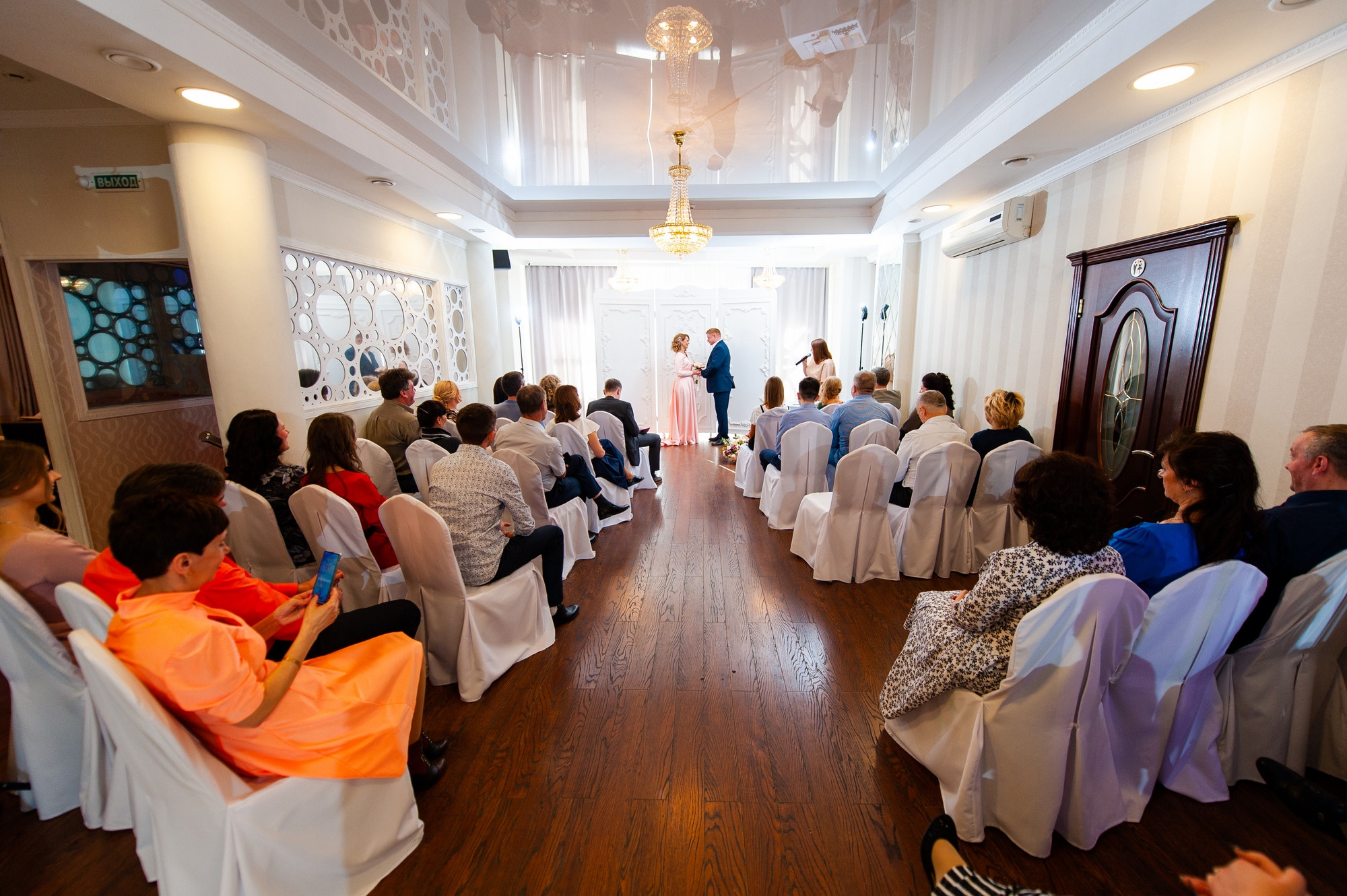 Свадебный и семейный фотограф в Омске Мормулев Михаил. Свадебный и семейный фотограф в Омске Мормулев Михаил