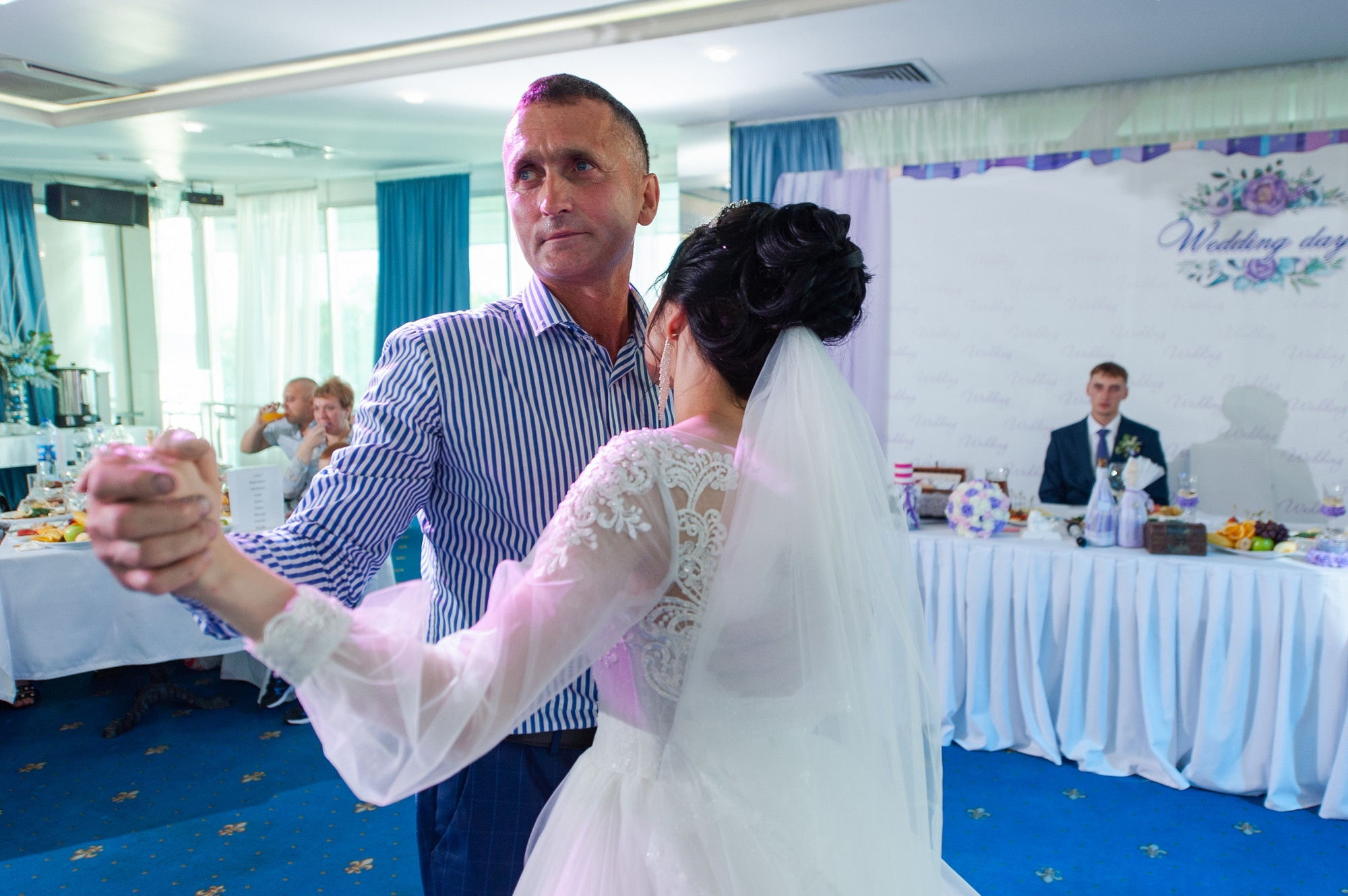 Свадебный и семейный фотограф в Омске Мормулев Михаил. Свадебный и семейный фотограф в Омске Мормулев Михаил