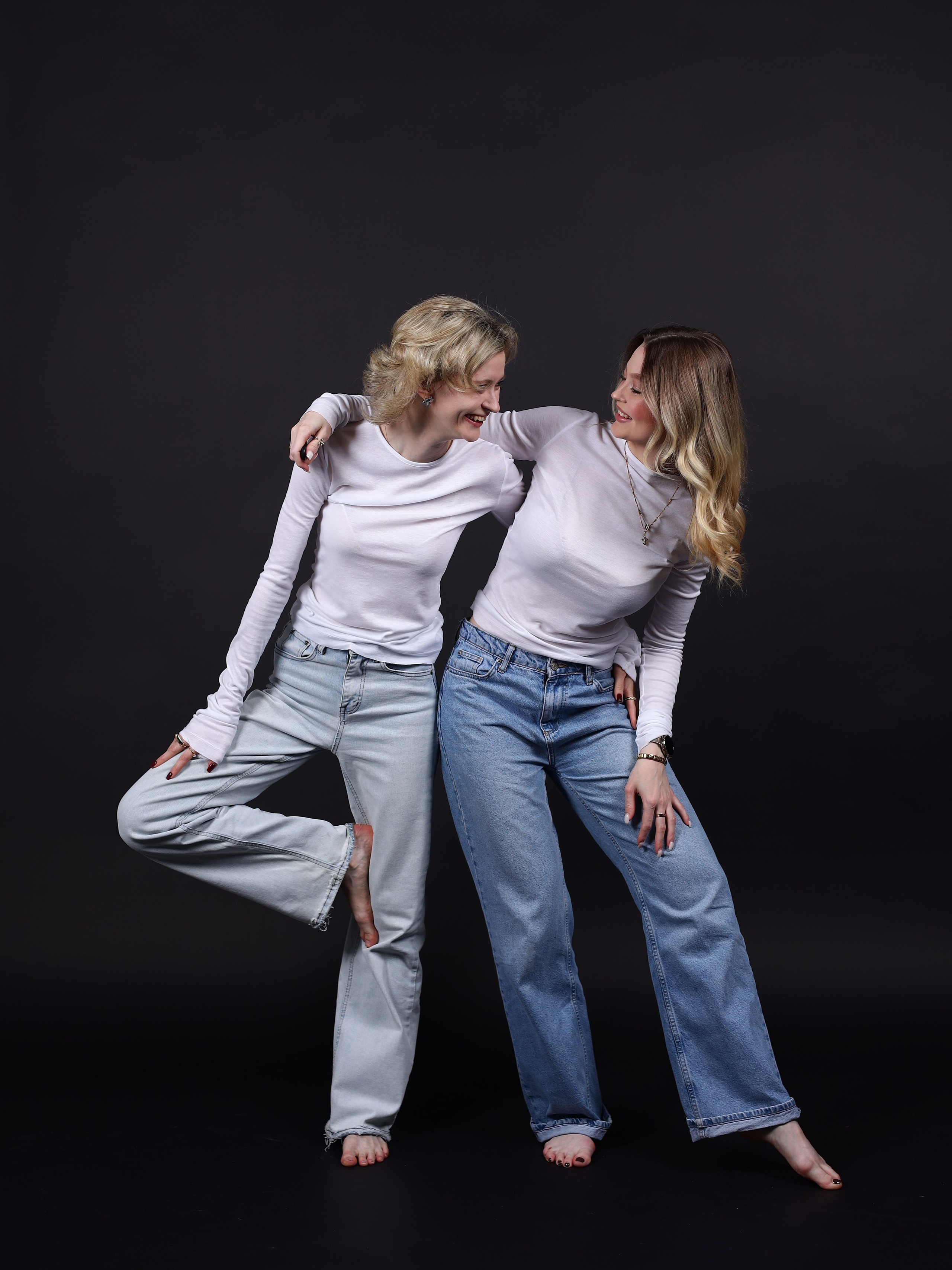 Дарья и Анна. Фотостудия без фотографа Чехов. Первая студия автопортрета в Чехове