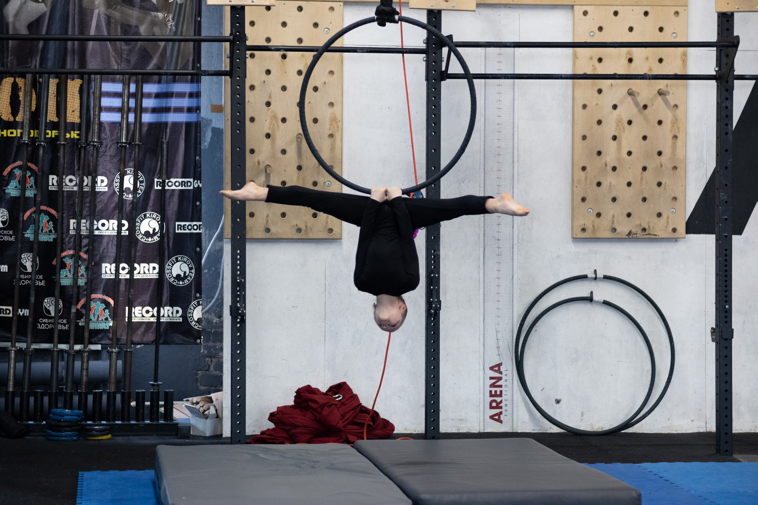 Внутриклубные соревнования по воздушной гимнастике 02.04.23