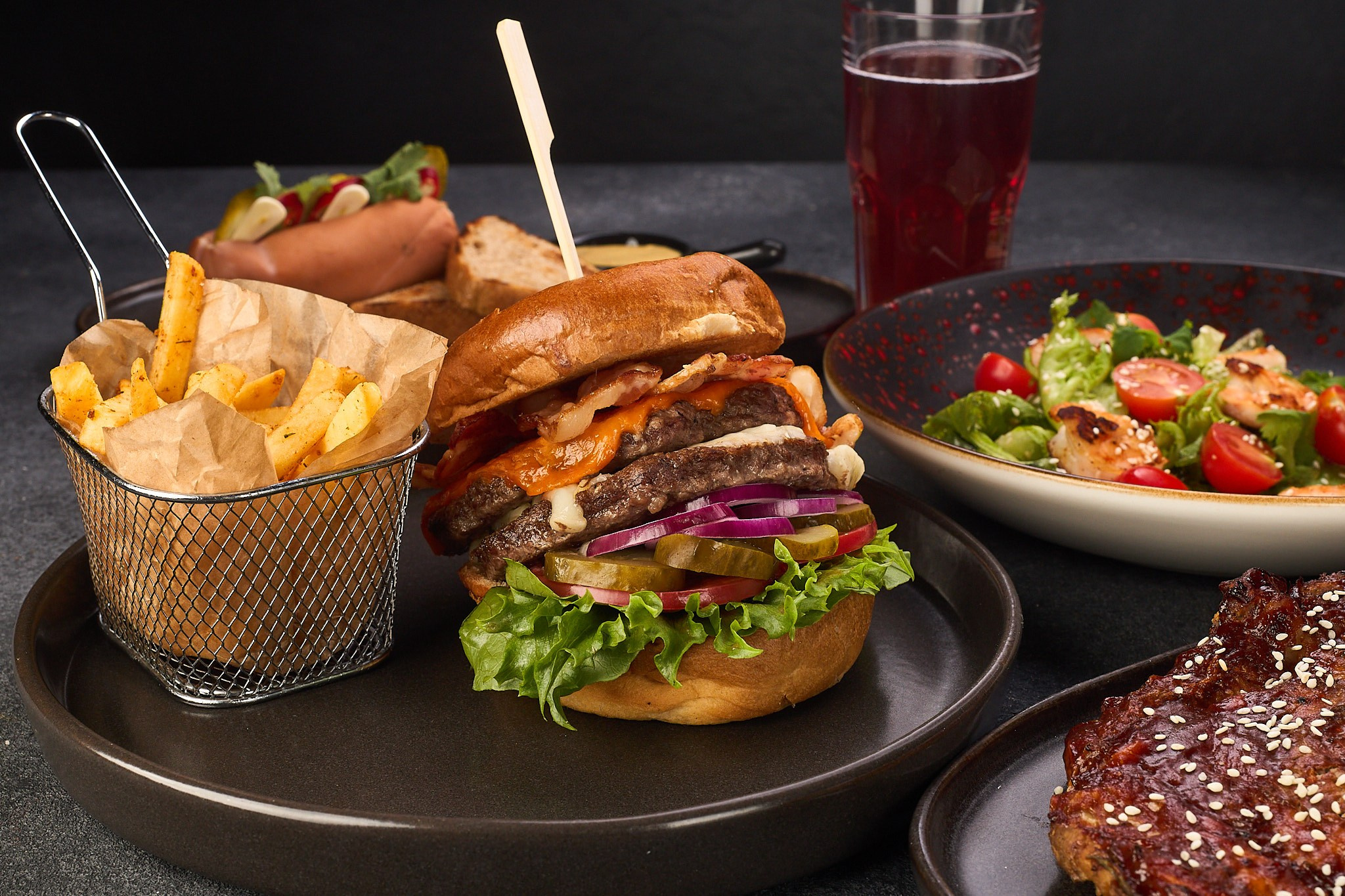 Фуд-фотограф. Фотосъемка еды и напитков для меню и служб доставки. Предметная фотосъемка в Санкт-Петербурге