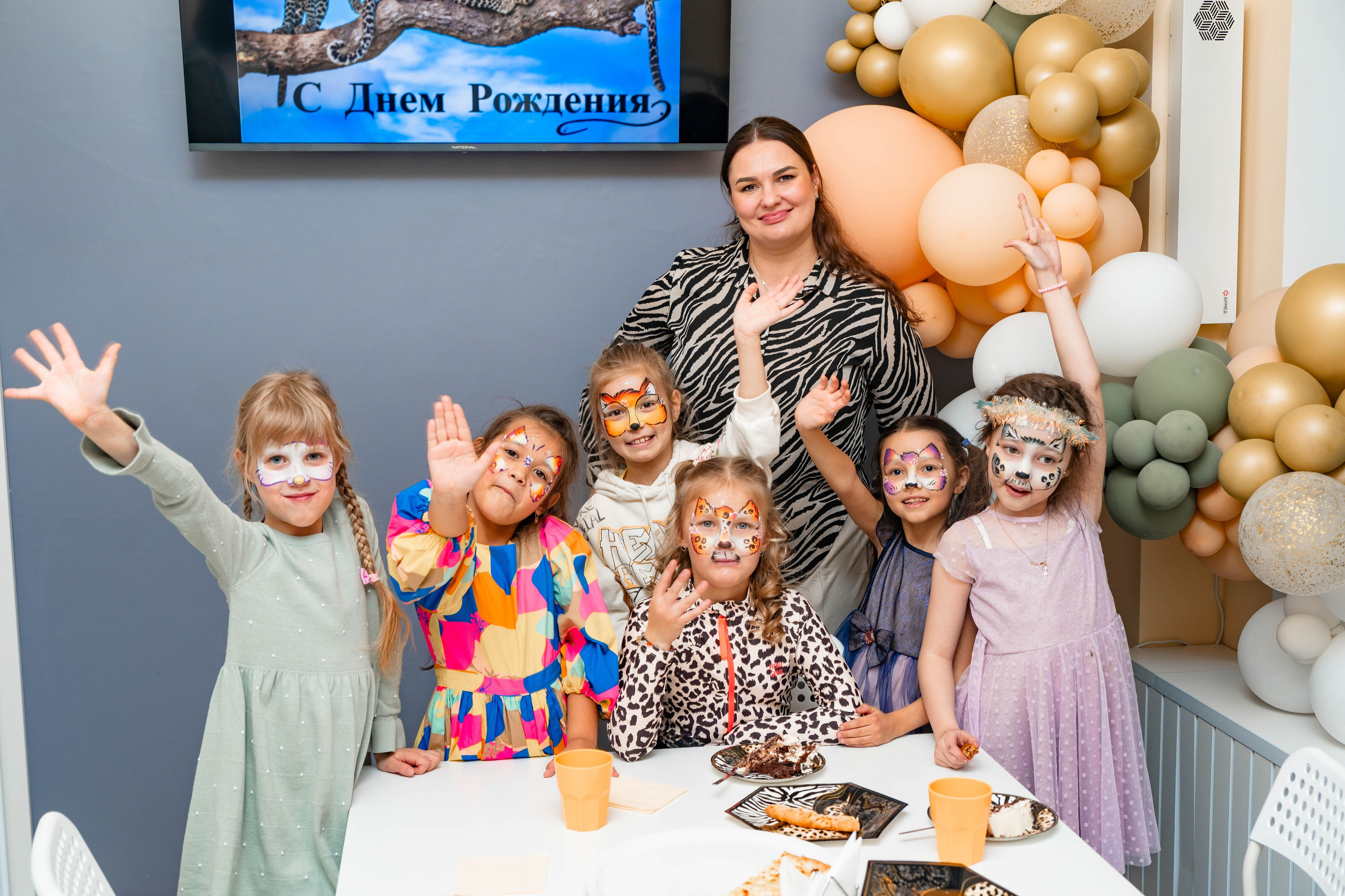 День Рождения Лауры в TiDi-клуб. Фотограф Никита Комаров