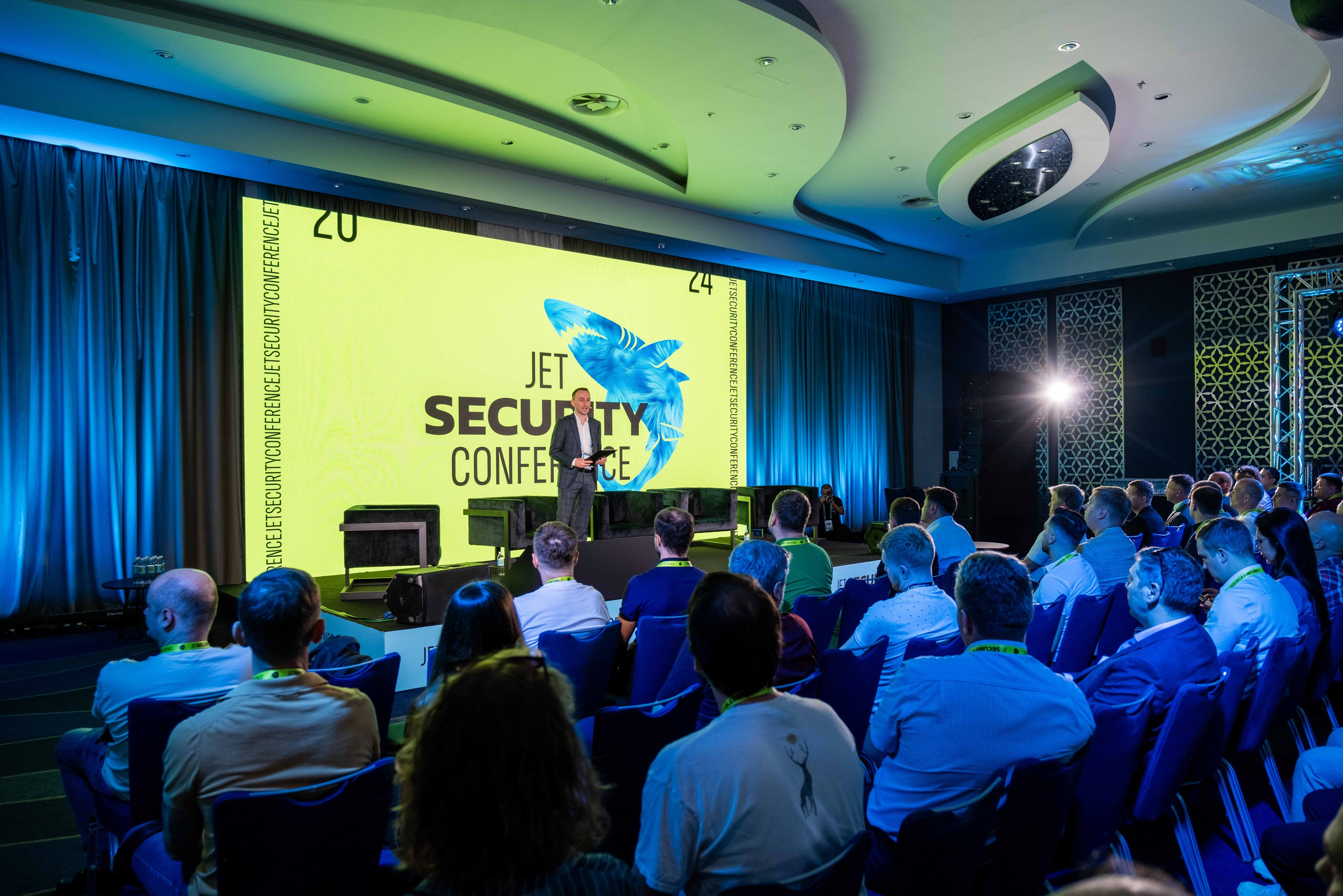 Альбом конференция. Фото тур