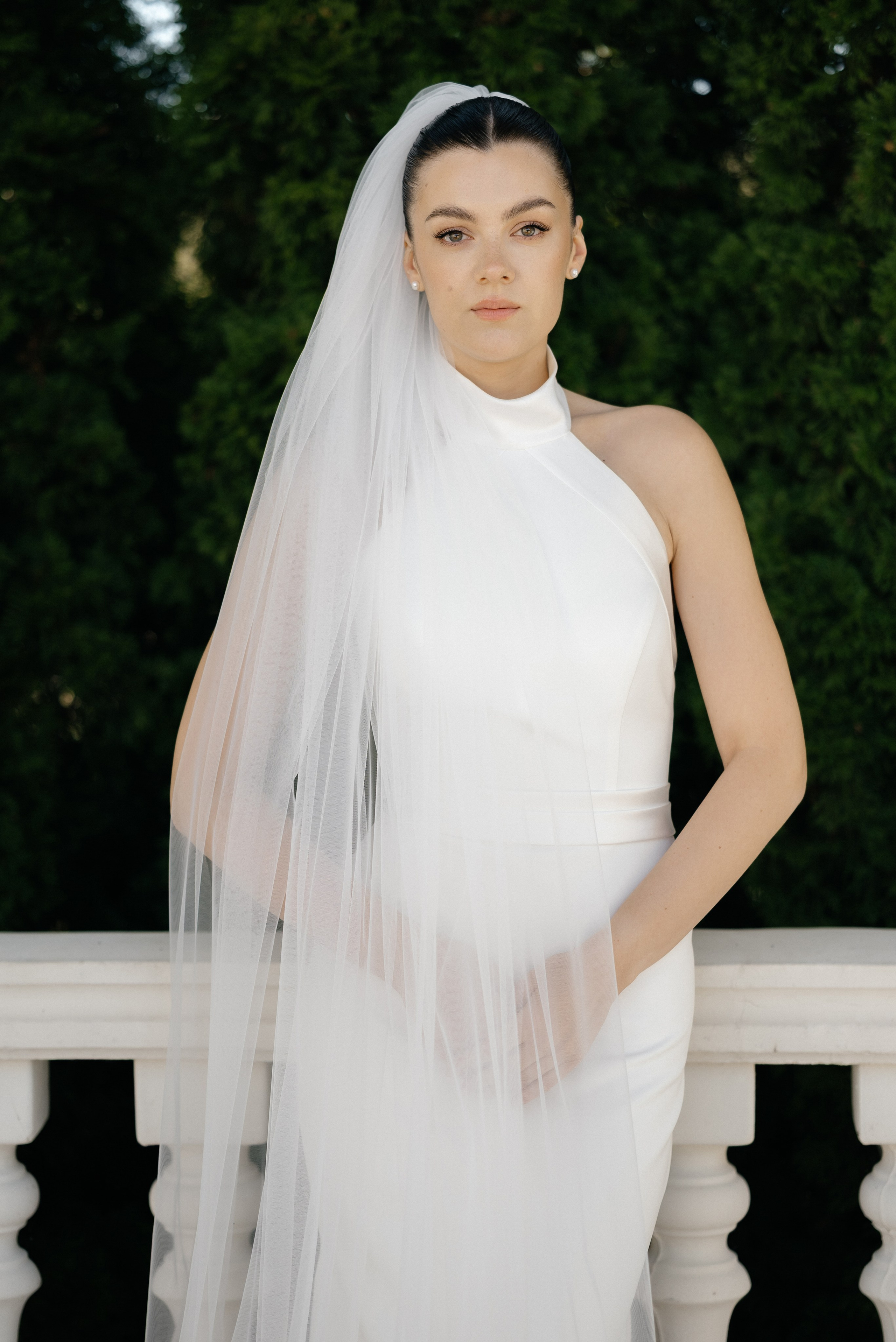 Wedding day in VERSAL PARK. Wedding PHOTOGRAPHER Andrew Vnukov
