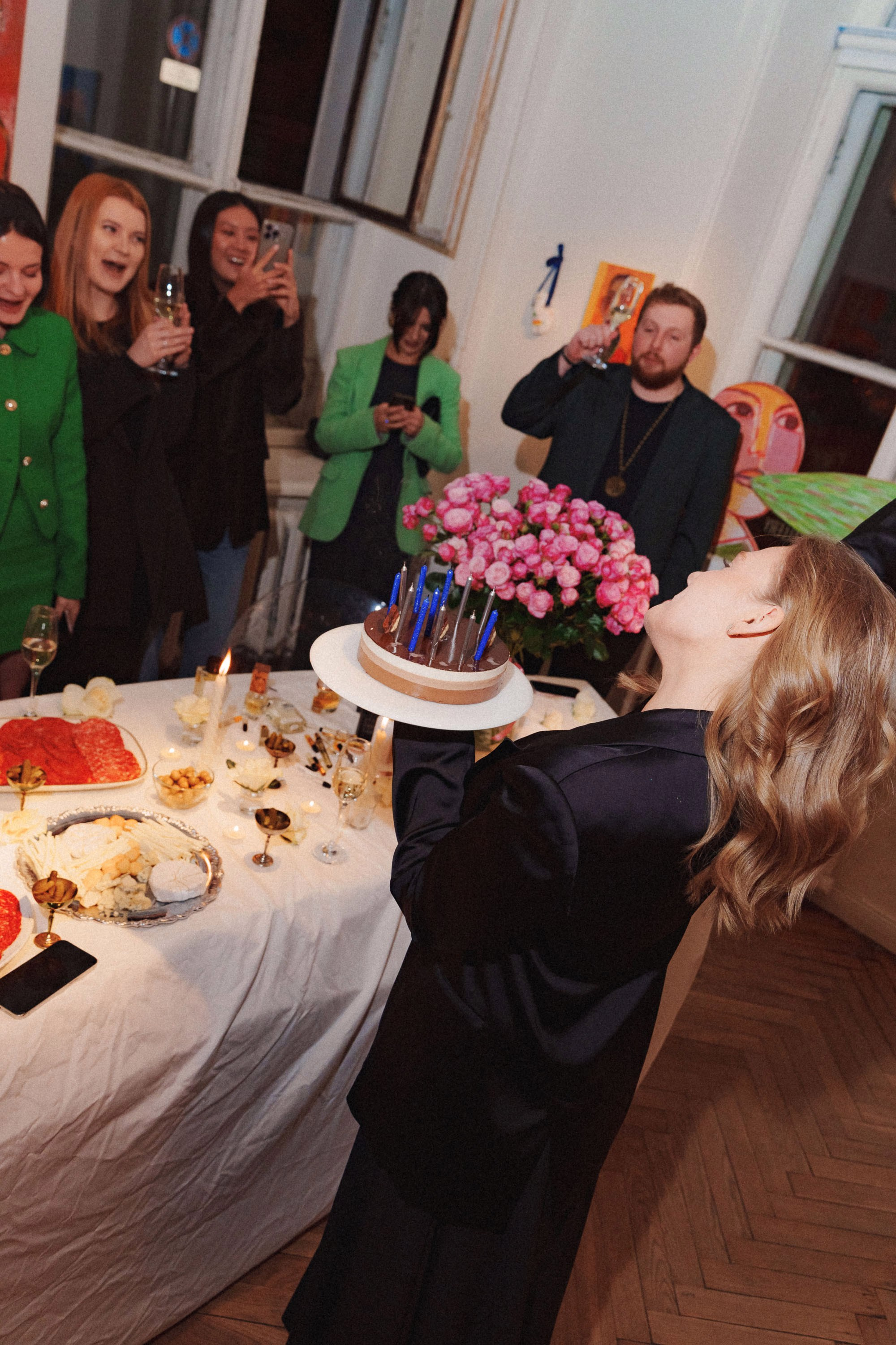 NASTYA CHELSEA Birthday in the gallery EGGZ. Андрей Цветков — репортажный, свадебный и портретный фотограф в Санкт-Петербурге