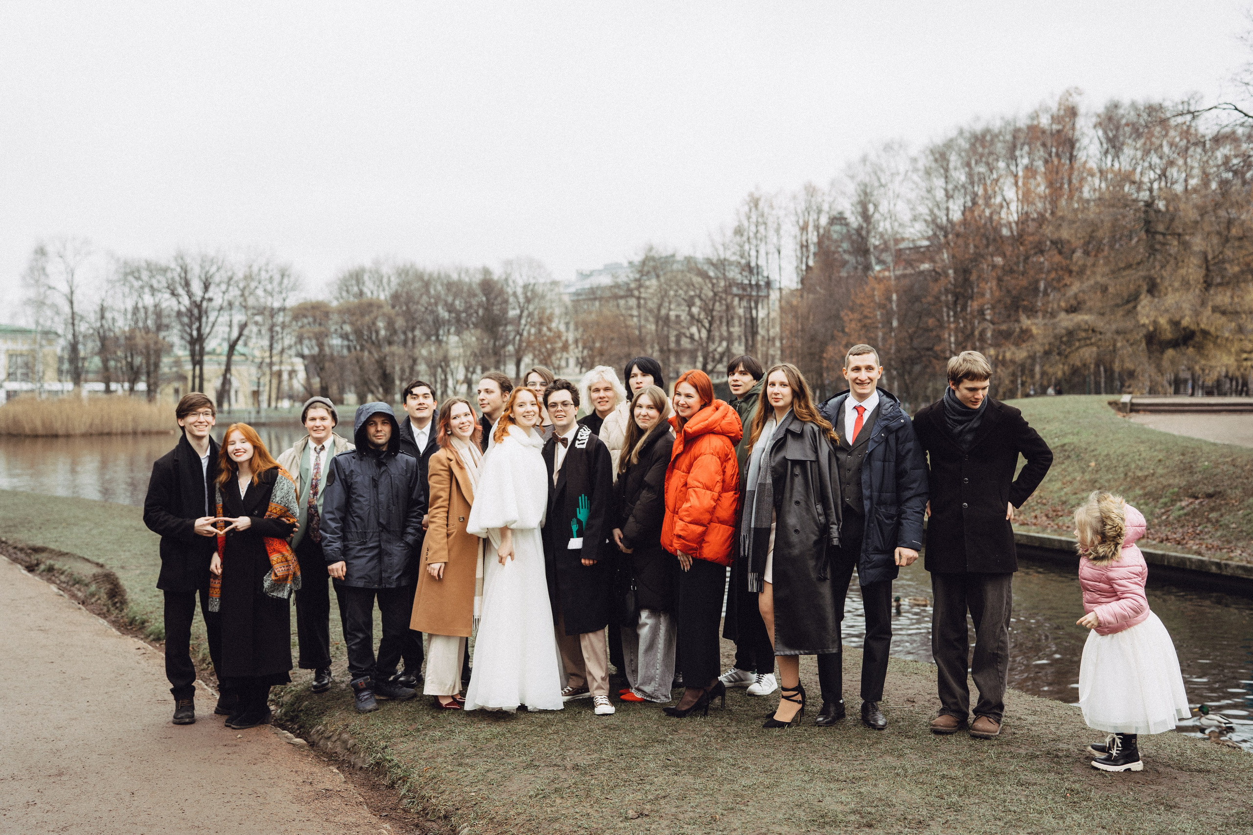 СВАДЕБНАЯ СЬЕМКА ВО ВТОРОМ ДВОРЦЕ С ГОСТЯМИ И ПРОГУЛКА В ТАВРИЧЕСКОМ САДУ. Профессиональный фотограф, Санкт-Петербург — Виктория Богомолова