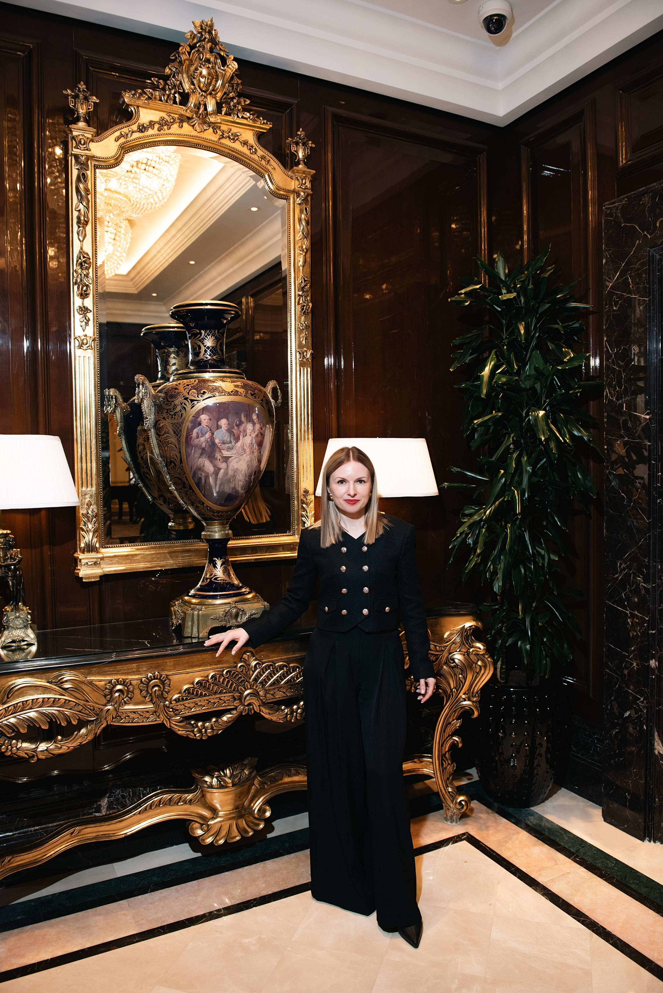 Блогеры, предприниматели. Фотограф, визажист. Москва