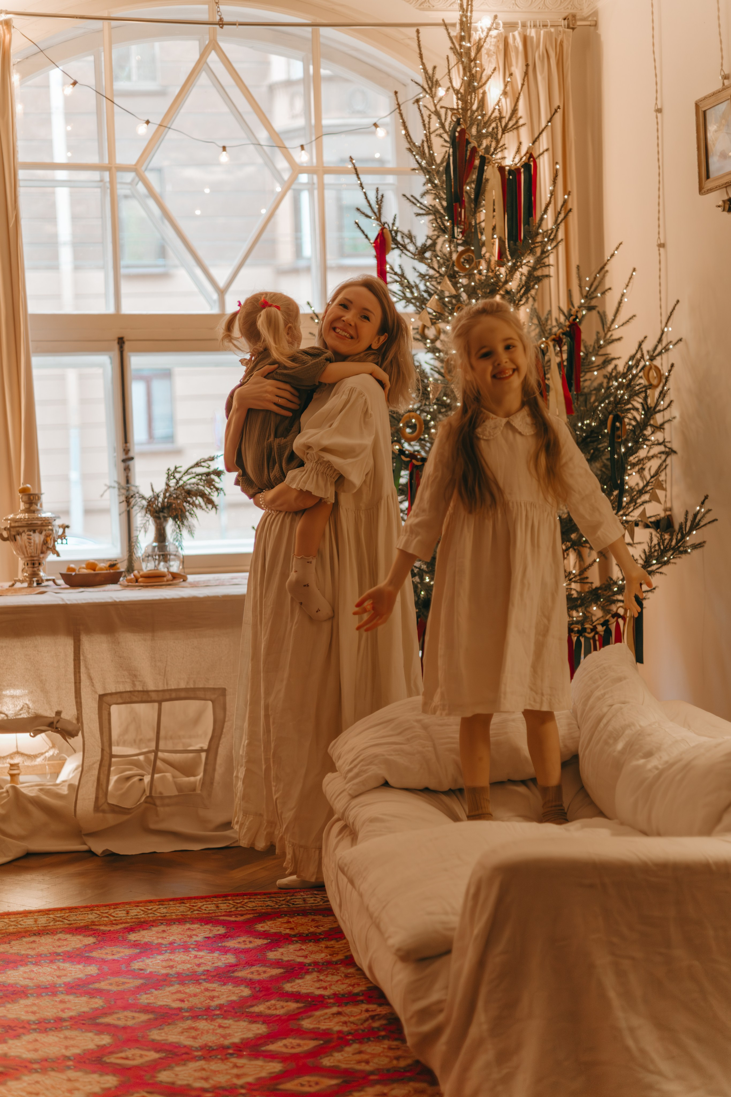 Мария с дочками. Главная